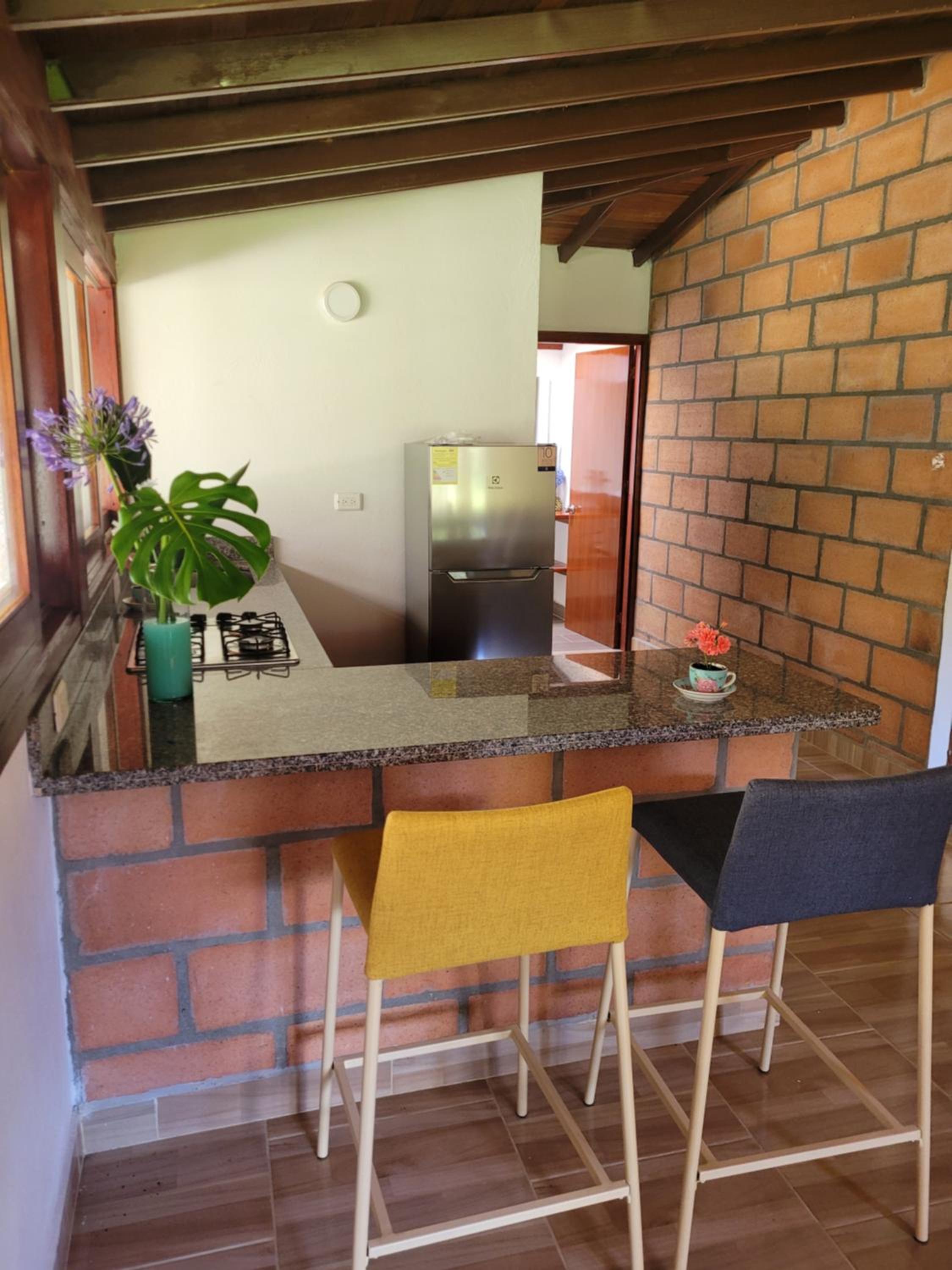 La Pascana Ecolodge frente al parque Arví Entorno natural excepcional, reserva natural, áreas protegidas, conexión con la naturaleza y avistamiento de aves