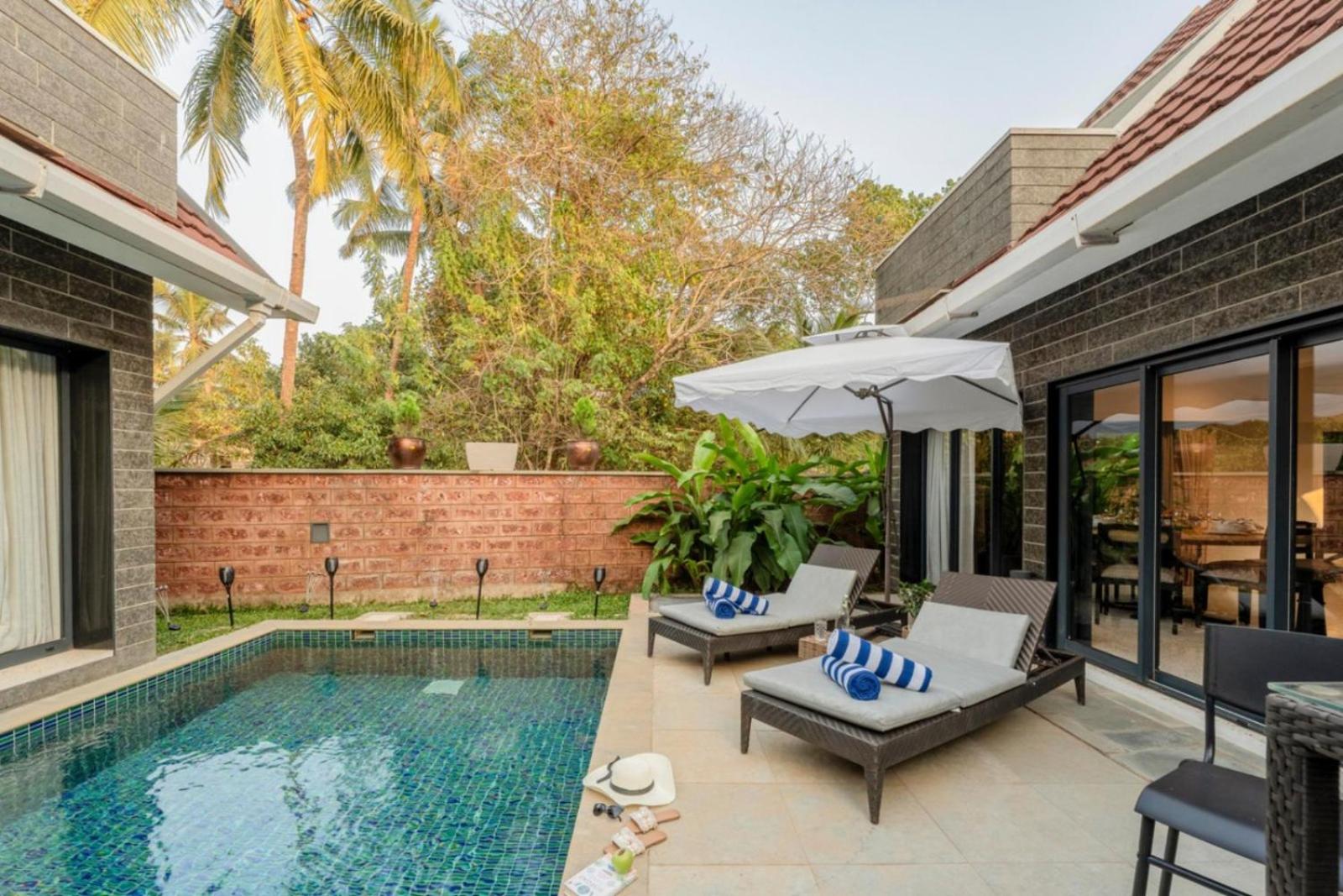 Redhomex Rest Ashored 6BHK Villa