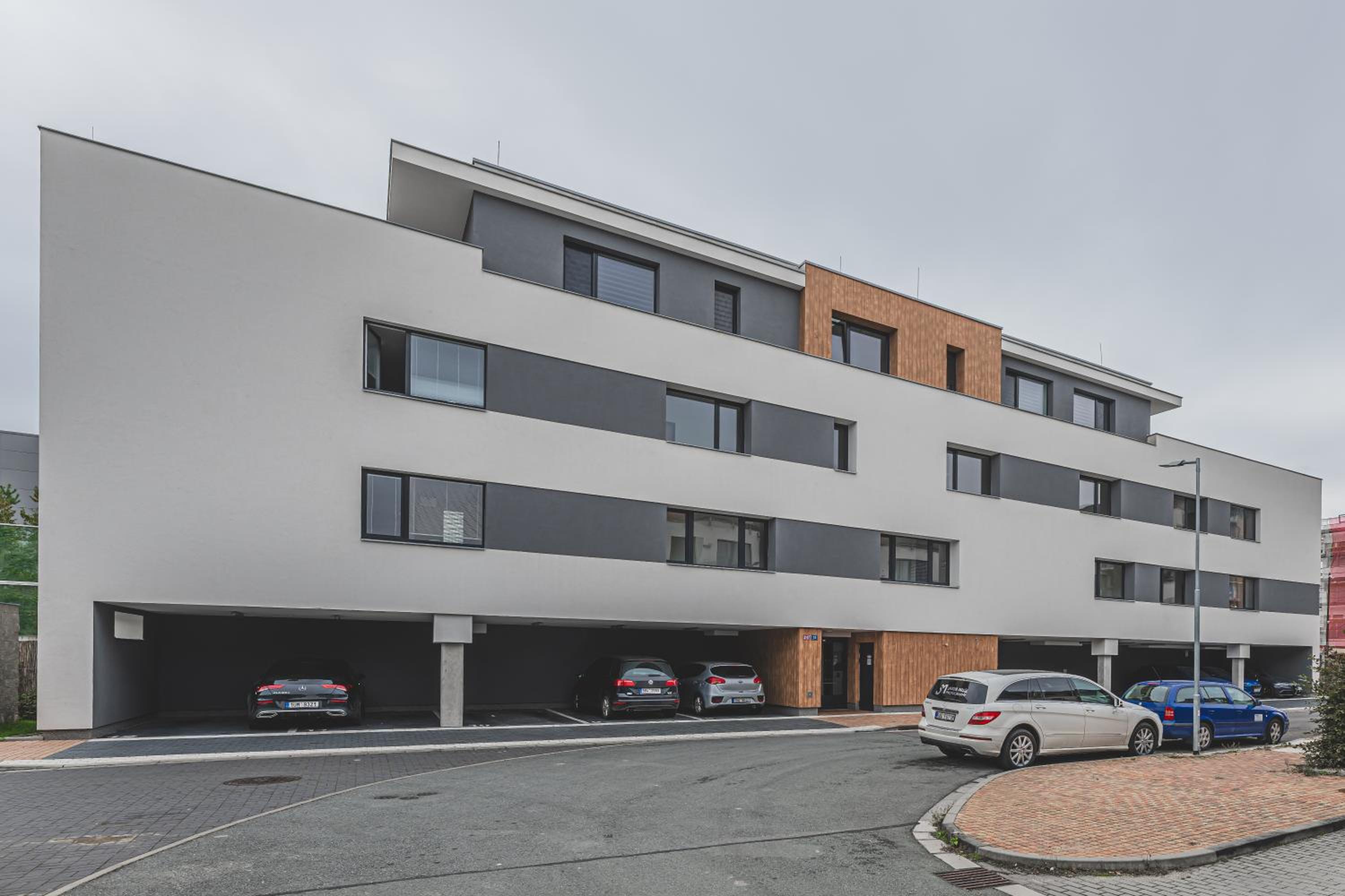 Luxusní Apartmán U Petrofa s vlastním parkovacím místem