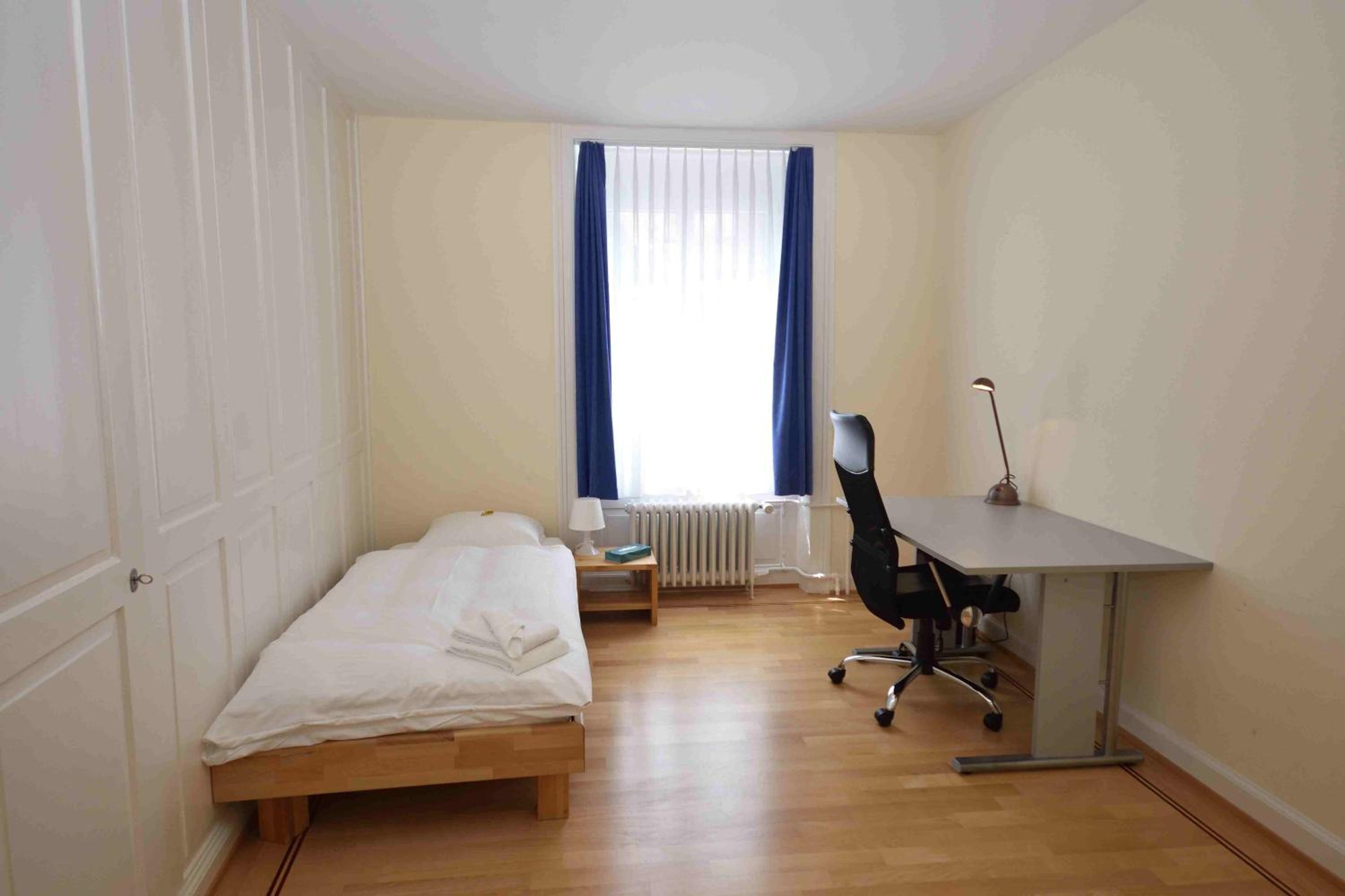 EXECUTIVE 3BR near Opera - PABS 4