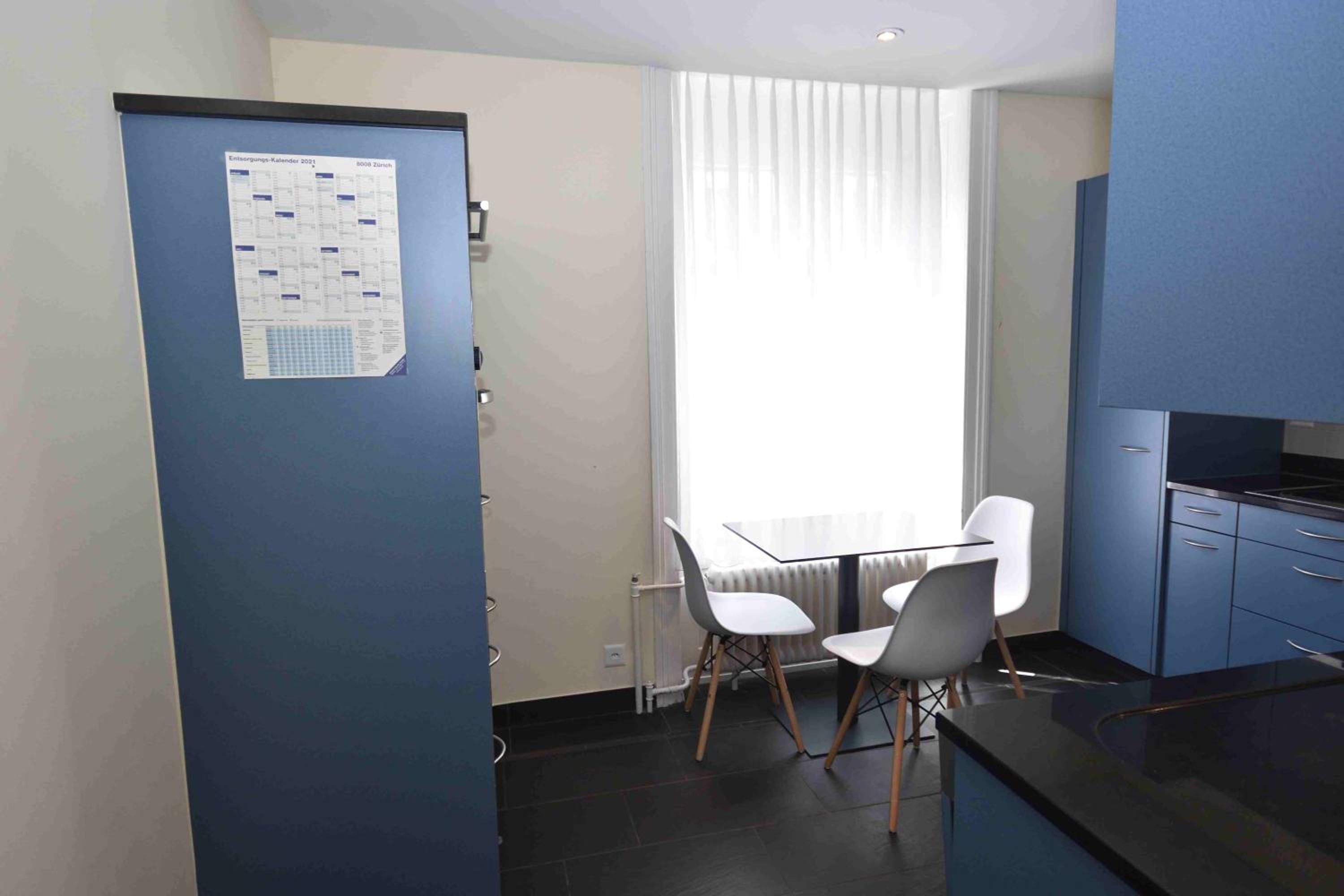 EXECUTIVE 3BR near Opera - PABS 4
