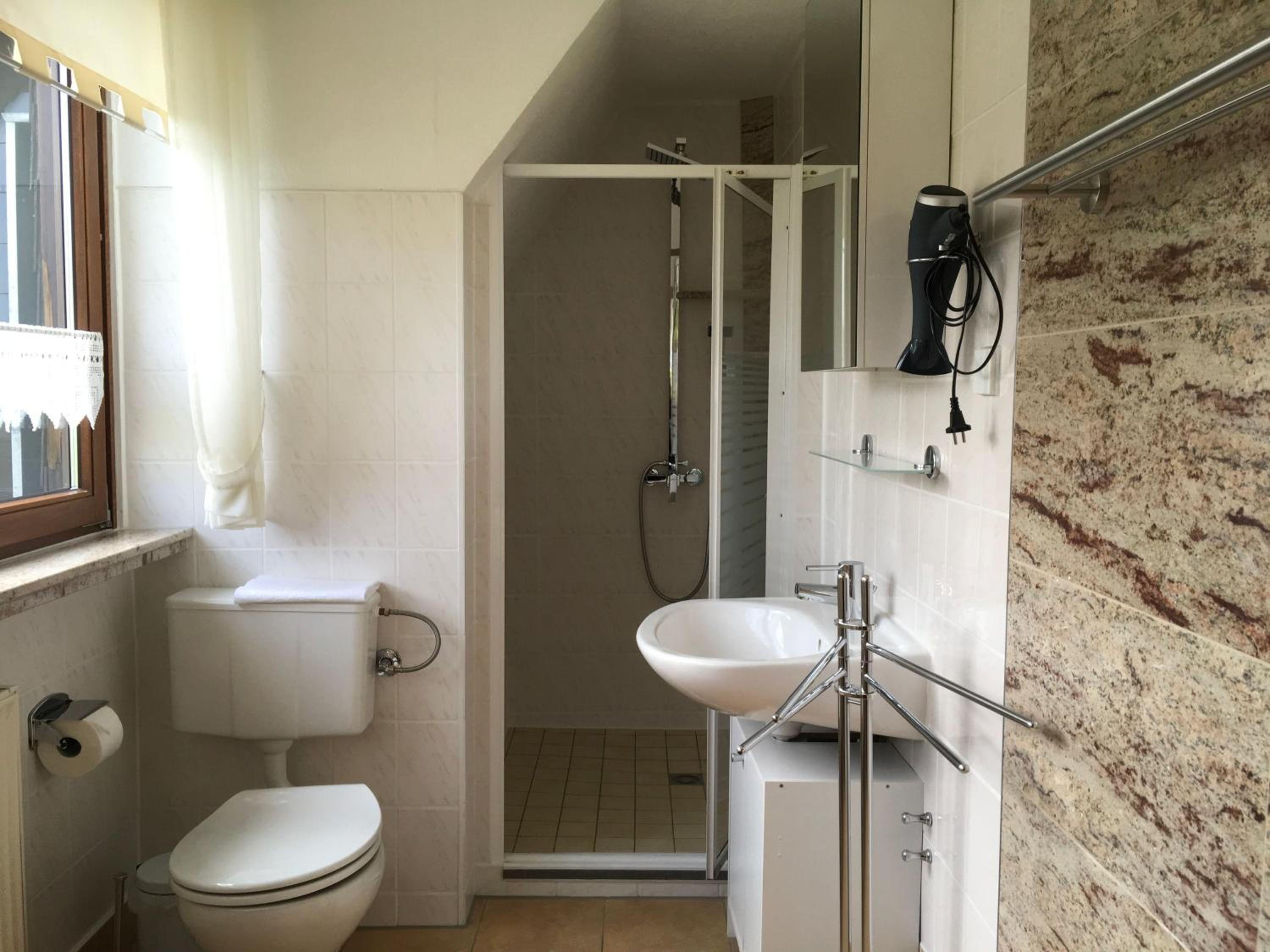 Gemuetliche-Ferienwohnung-in-Zingst