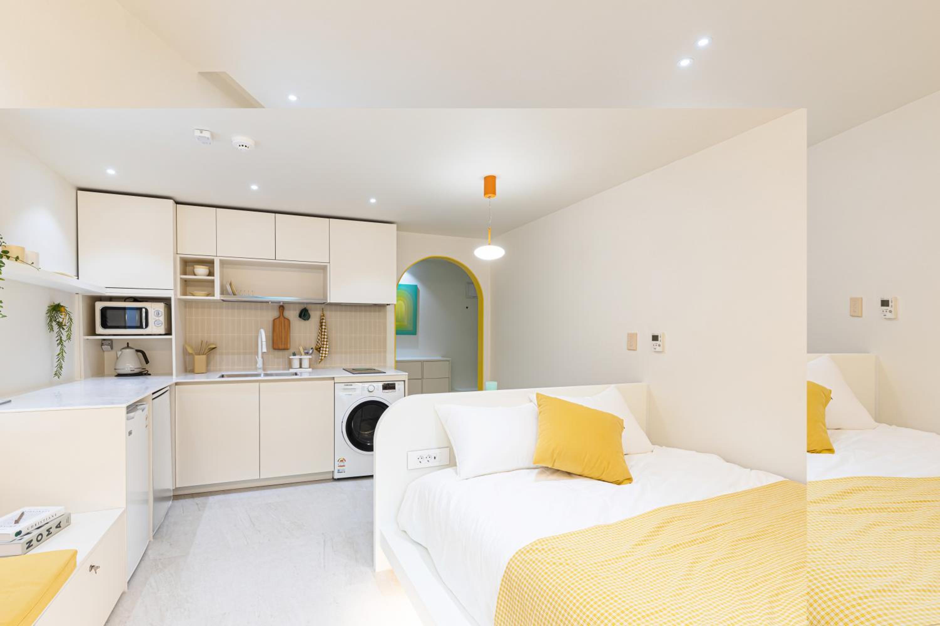 hotel room