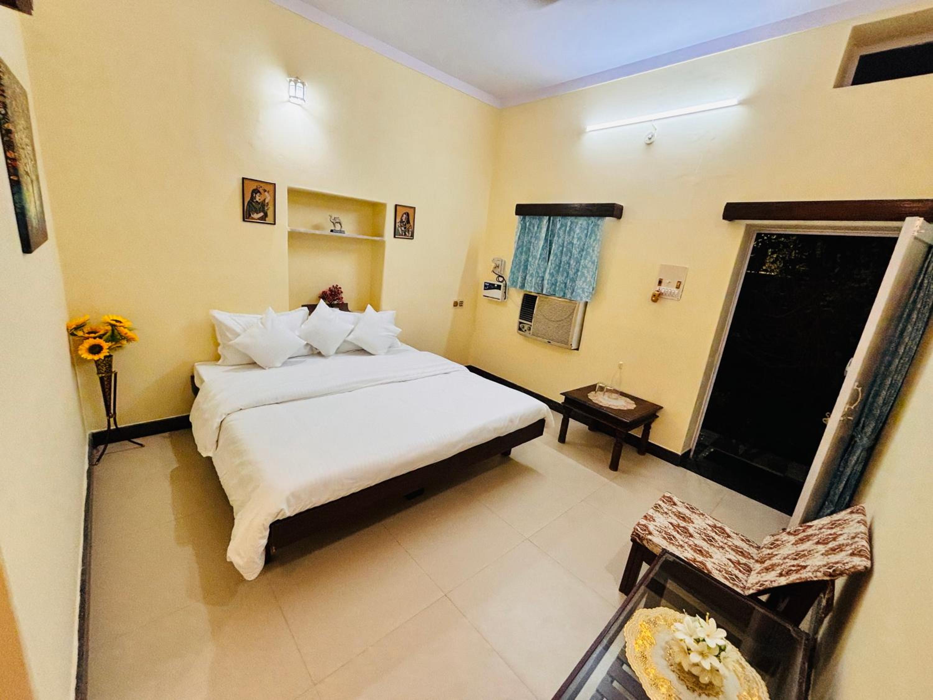 Liliyan Palace Guest house