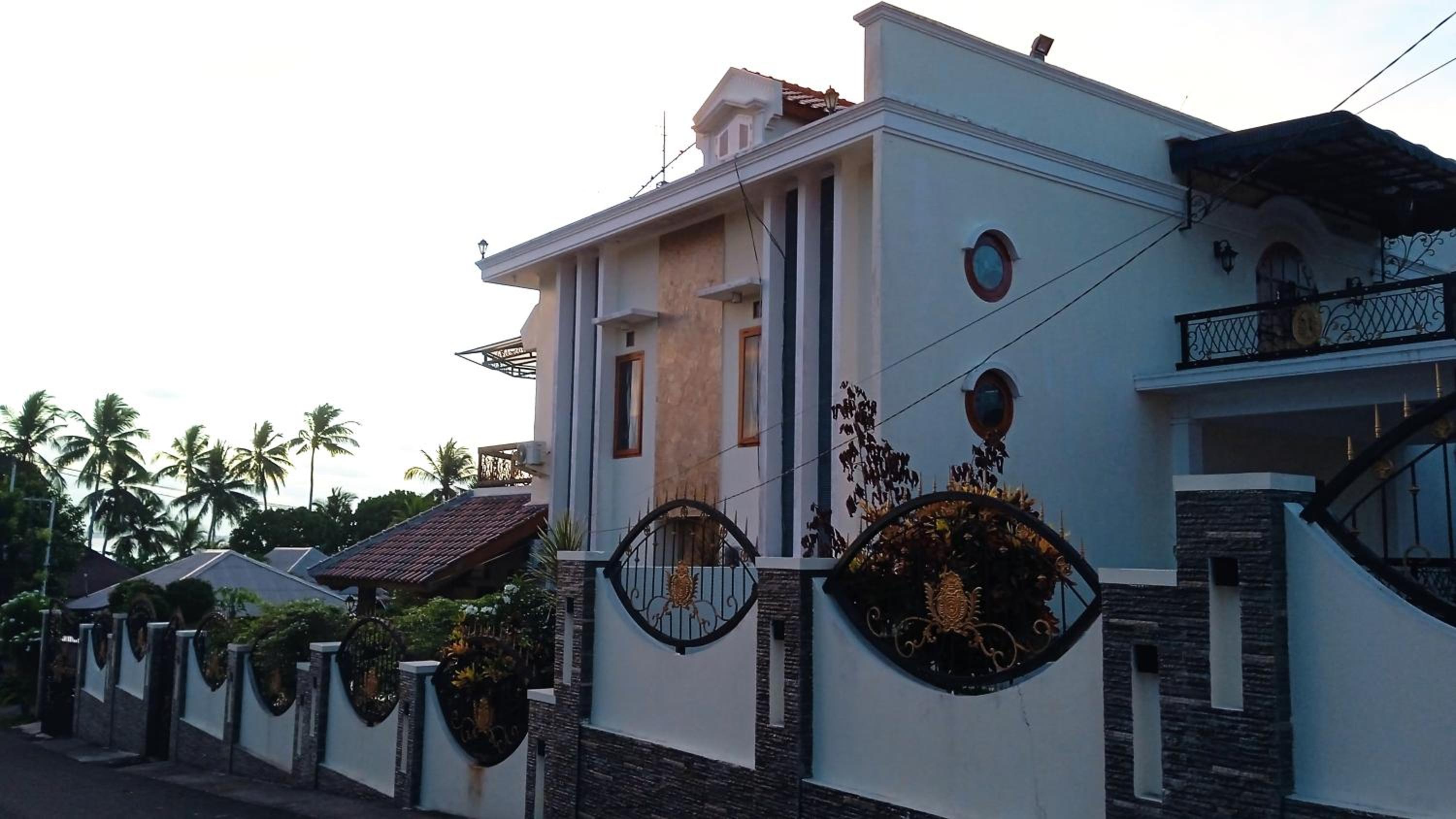 Everardus Mantap Guest House view 2
