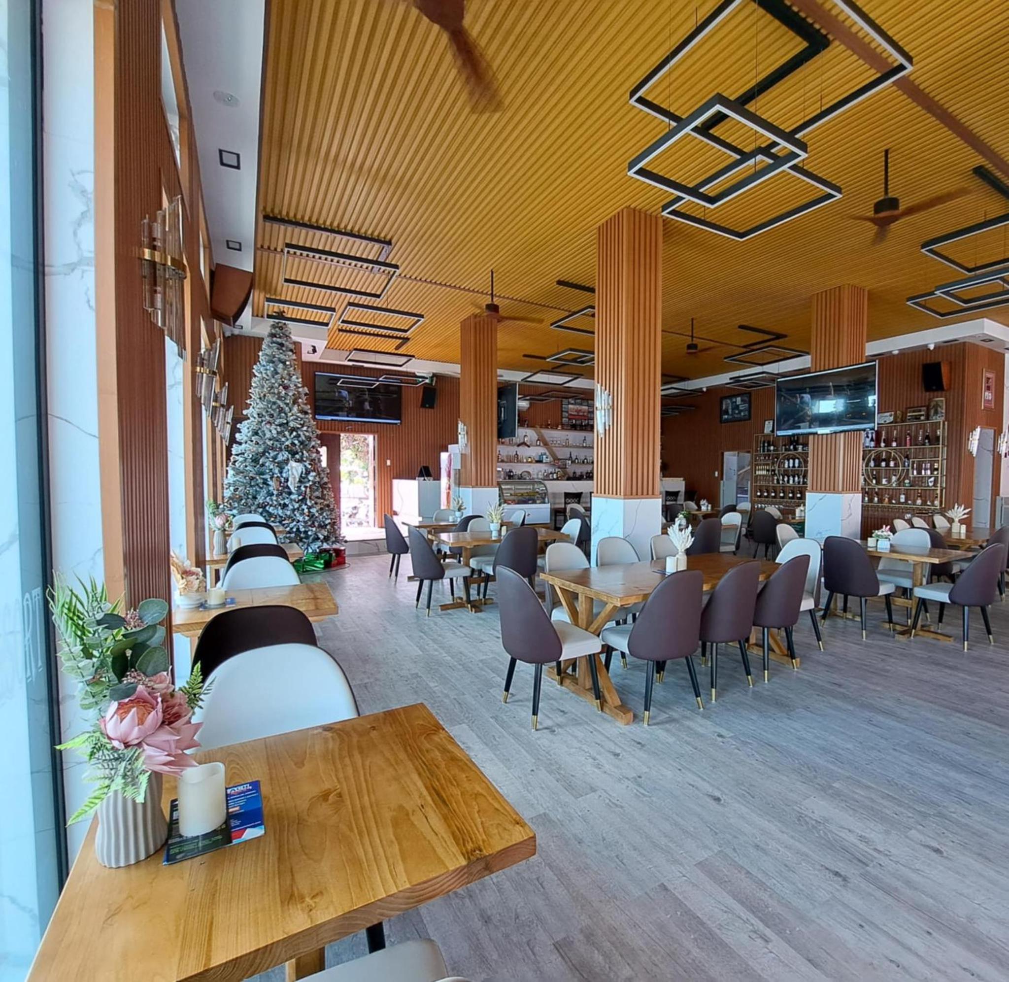 Cave Beach Resort - Boutique Accomodation