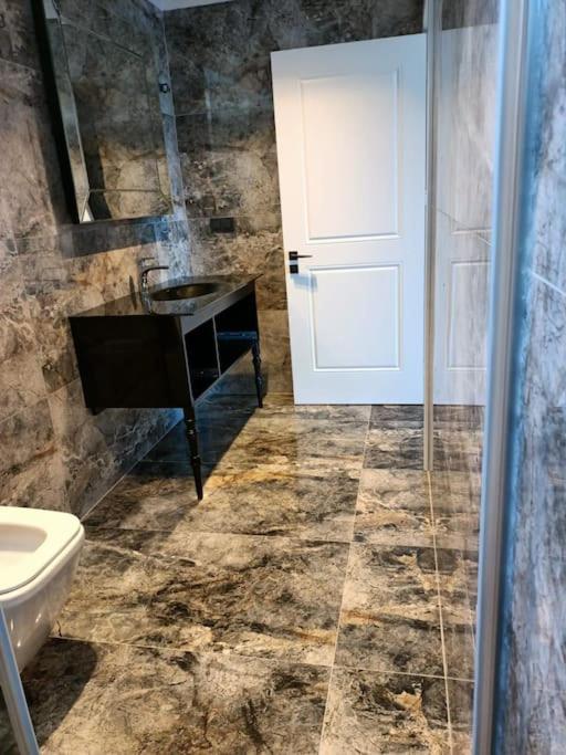 Efe Delux Çeşme Ovacık'ta Lüx Villa