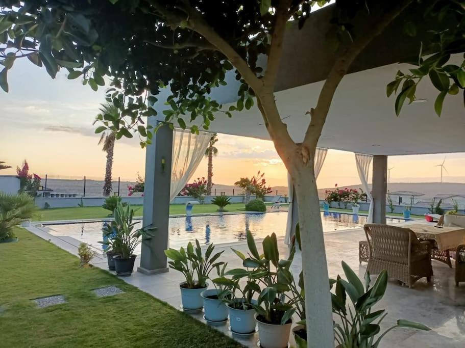 Efe Delux Çeşme Ovacık'ta Lüx Villa