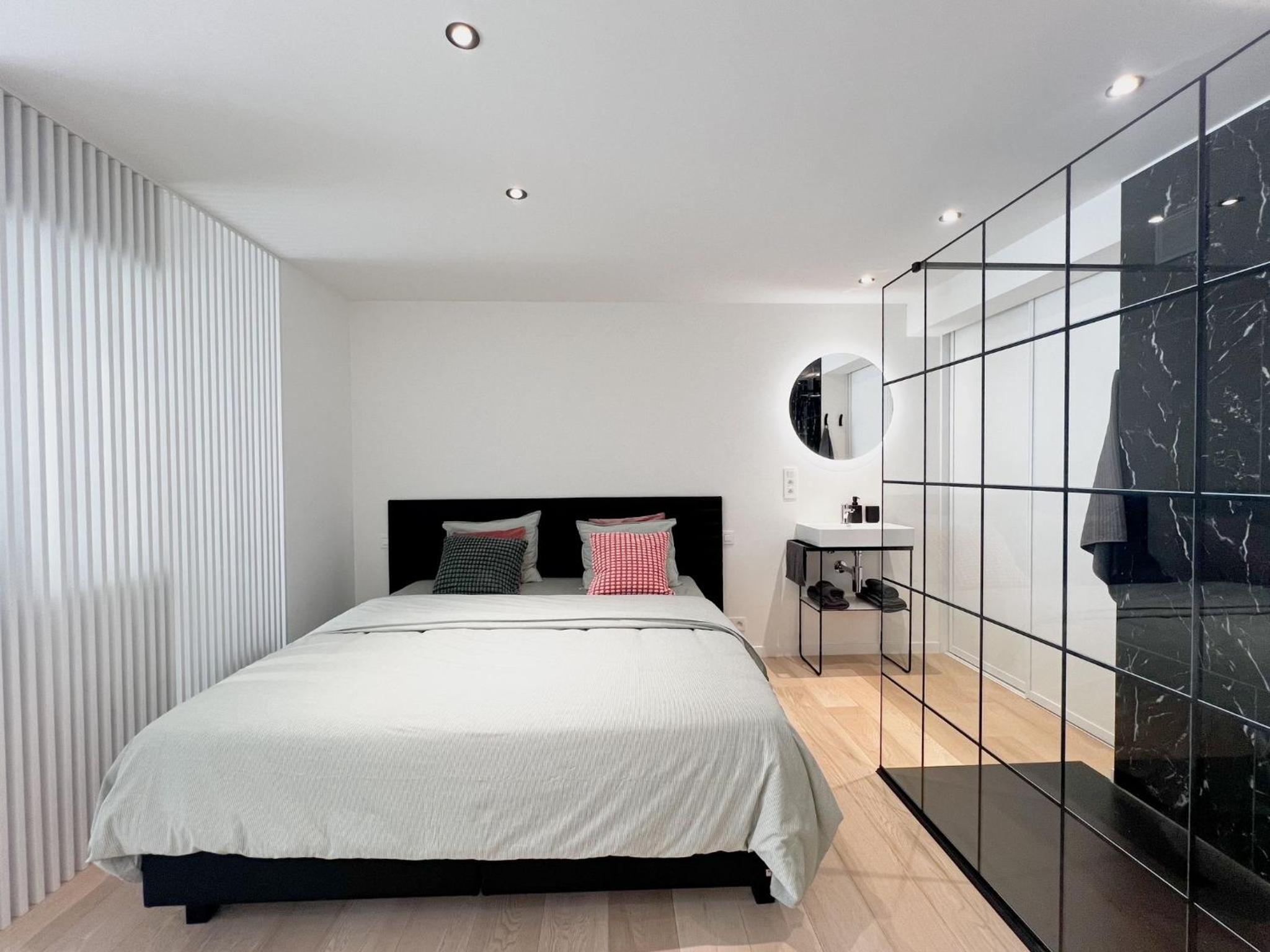 Ruime, rustige studio centrum Oostende