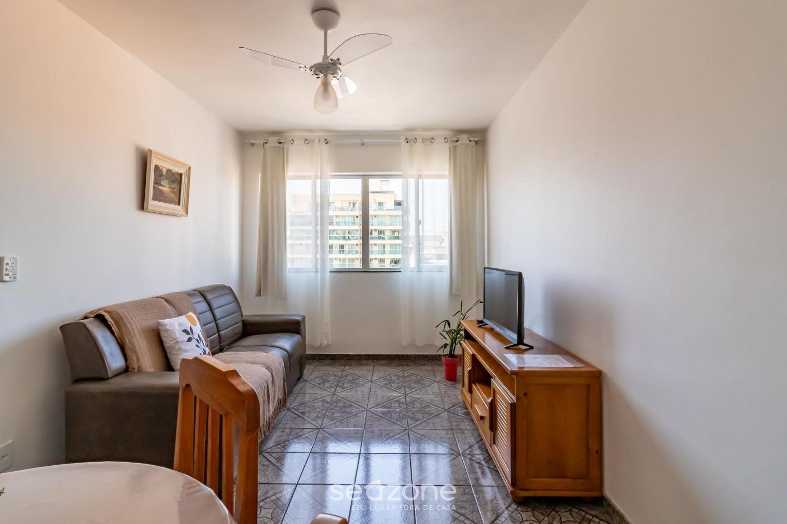 Cozy Apt 350m from Praia do Forte ECF0306