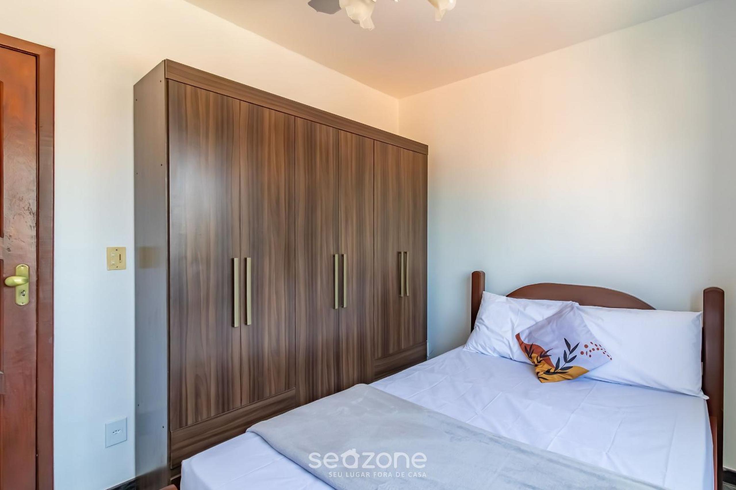 Cozy Apt 350m from Praia do Forte ECF0306
