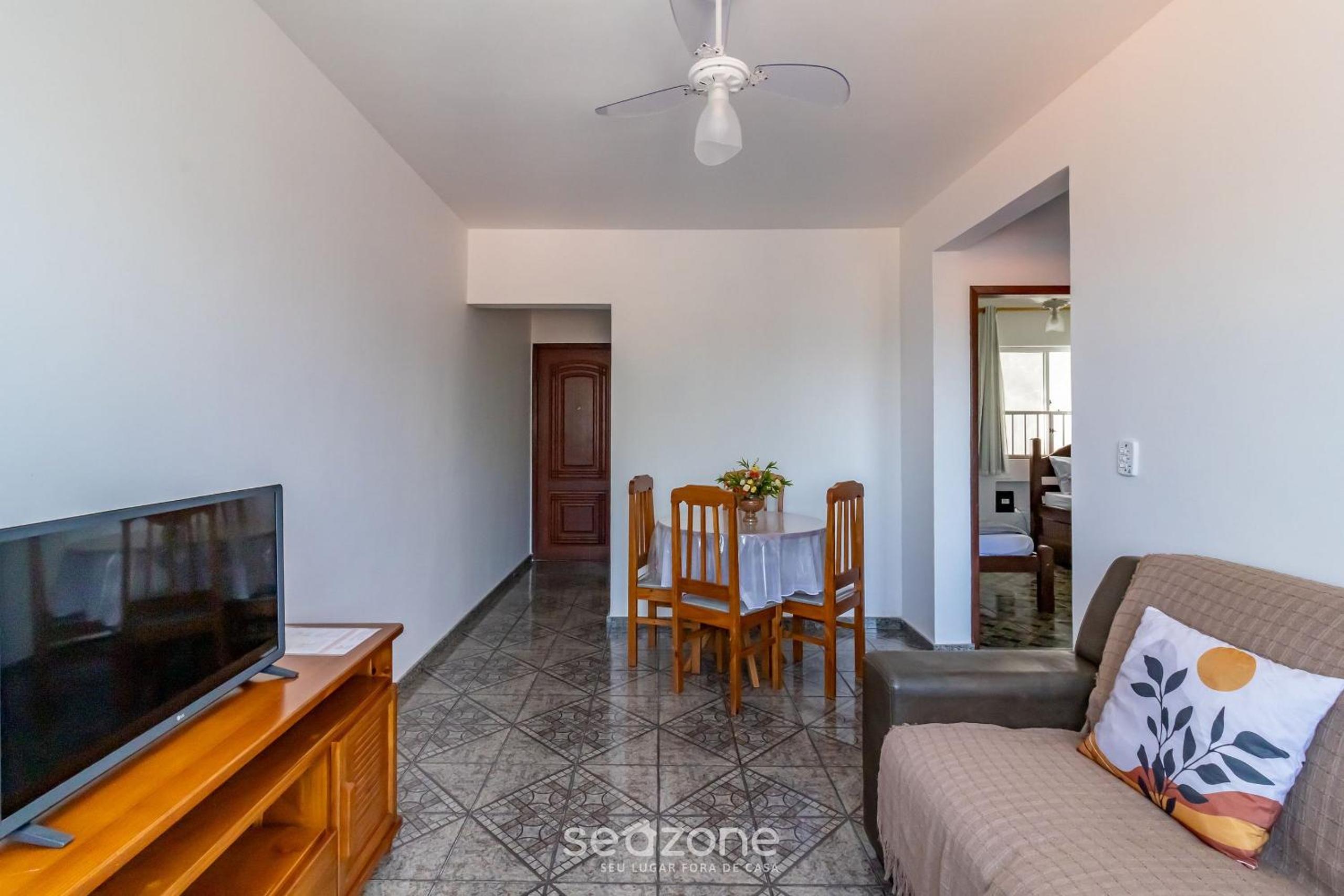 Cozy Apt 350m from Praia do Forte ECF0306