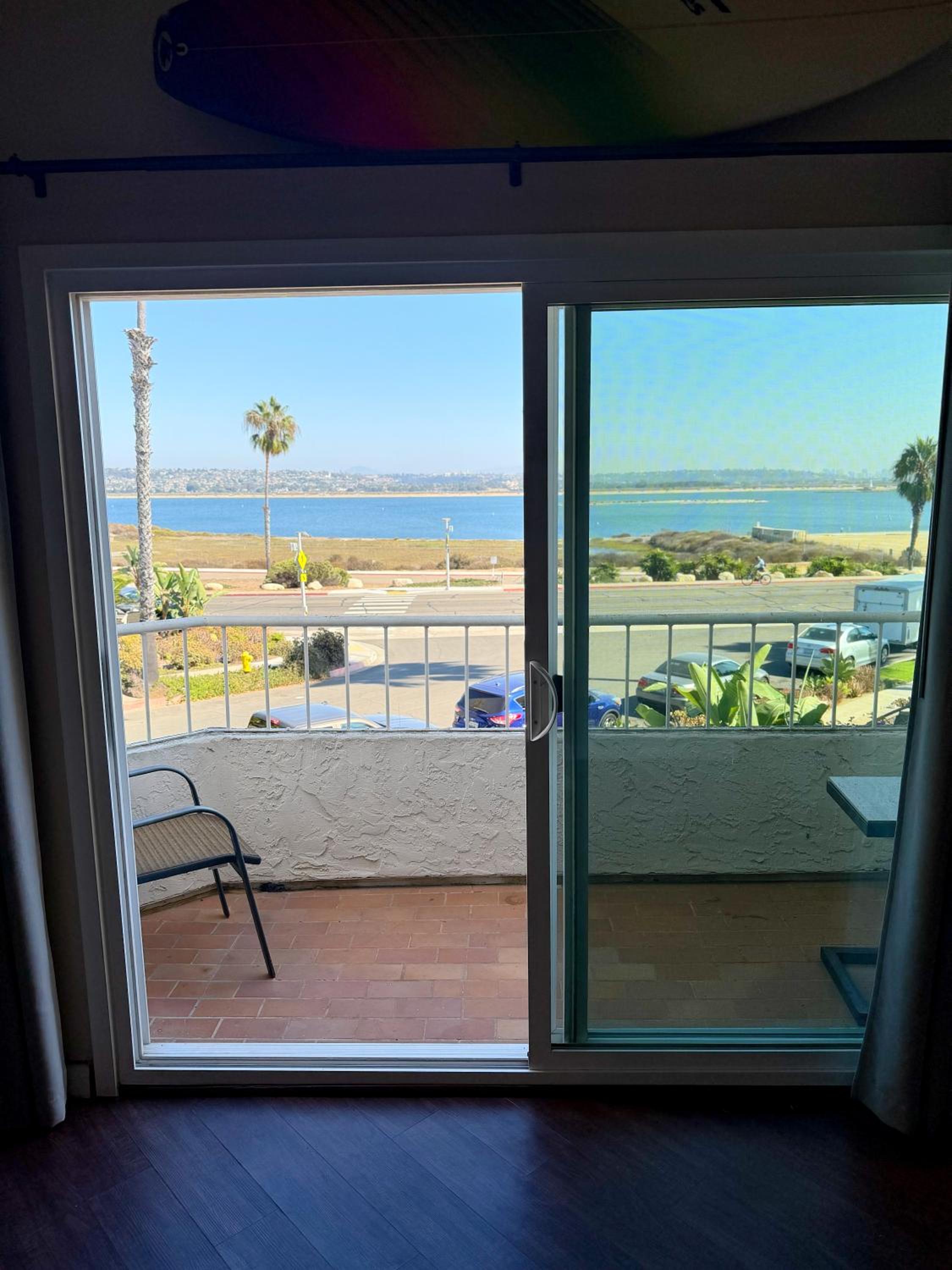 Panoramic View Bayfront Gem 3BR view 4
