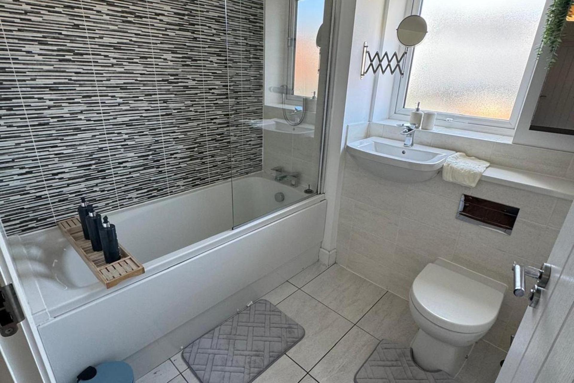 Manchester Oasis Retreat - 4 Bedroom House