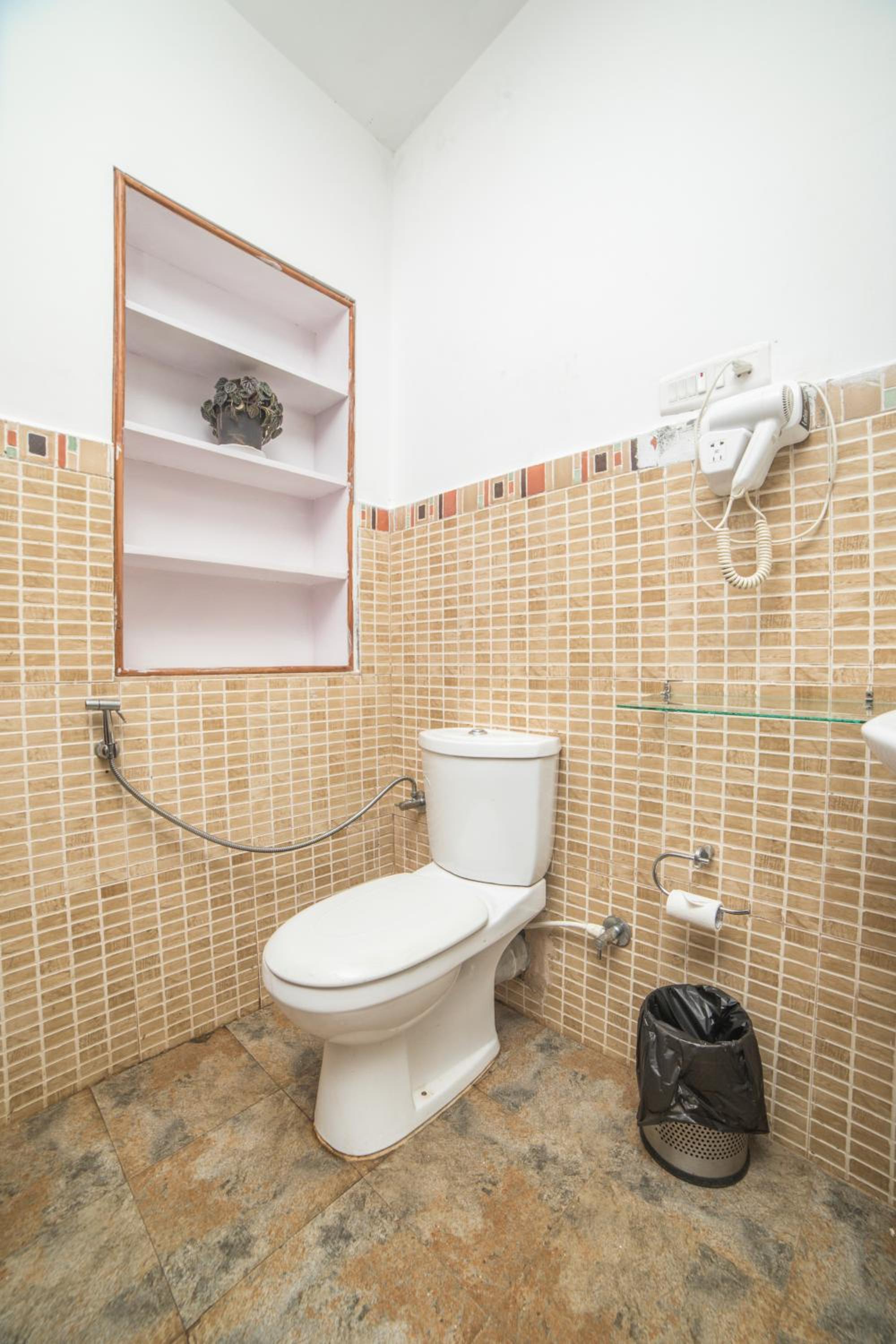 Photo 16