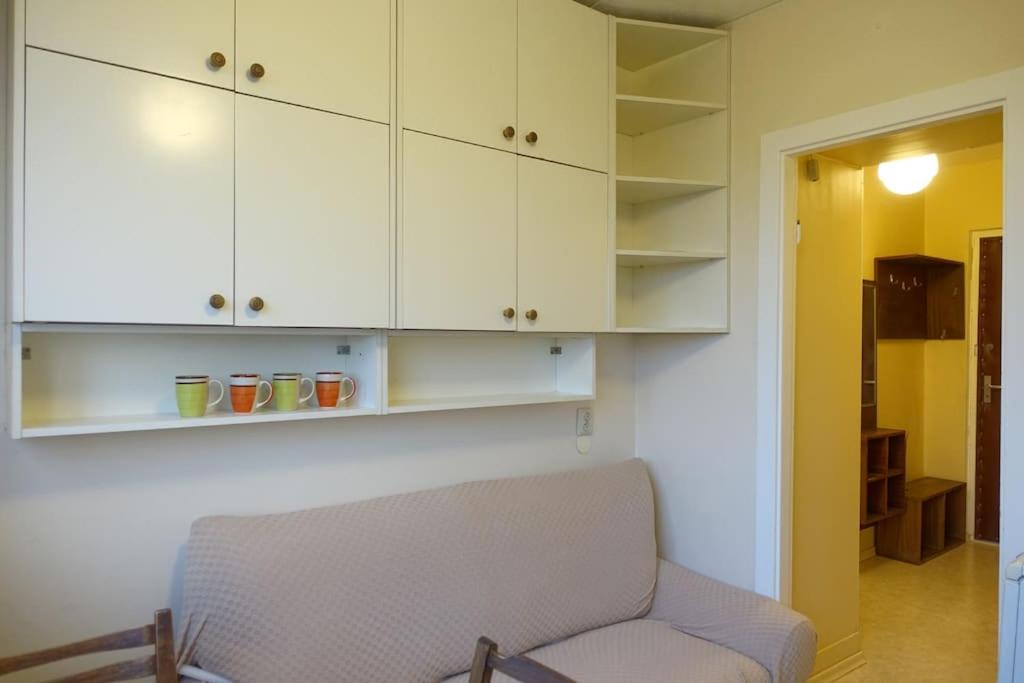 Song Festival apartment 5-10 minutes from airport, bus station, festival area view 5