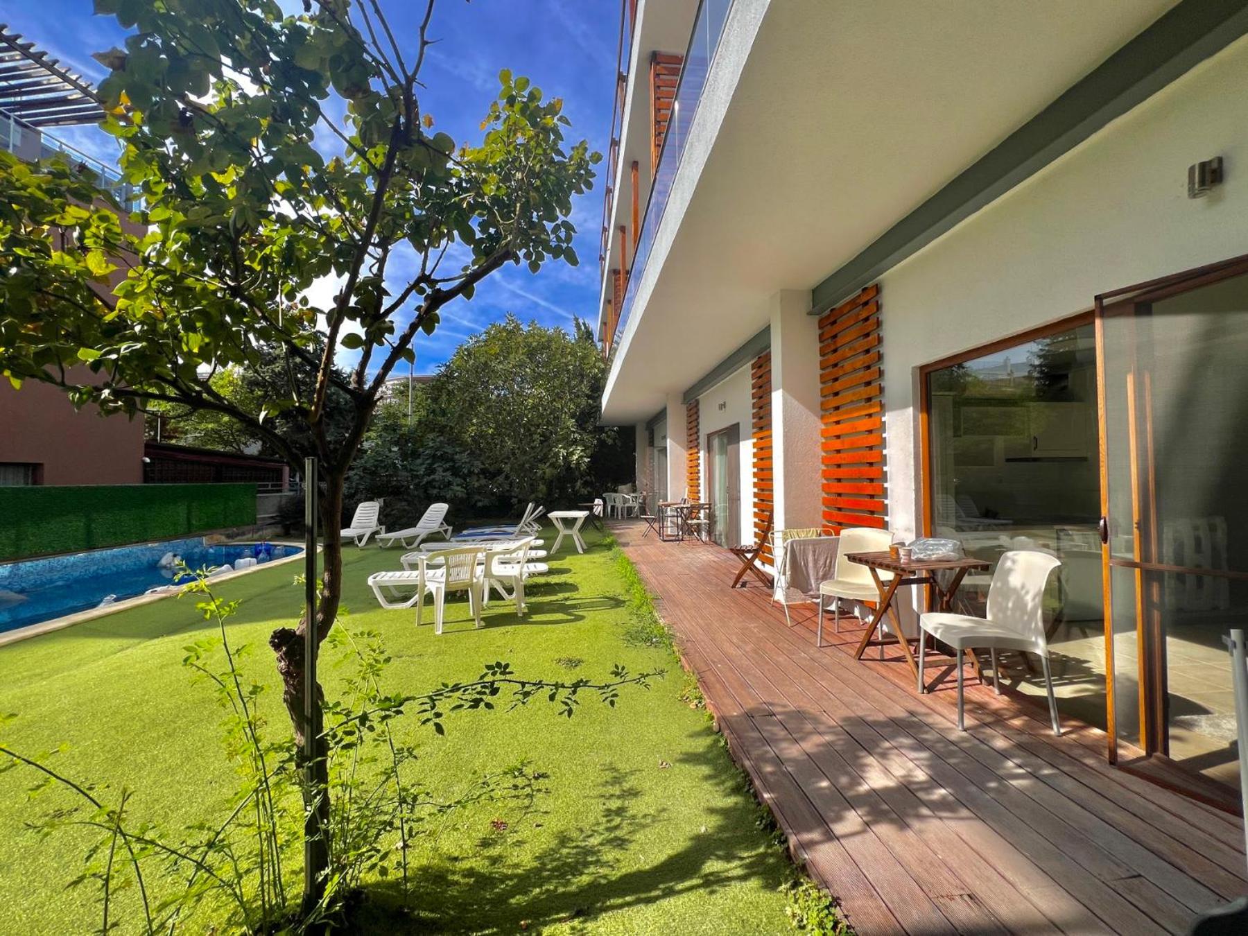 Kiara Apartments