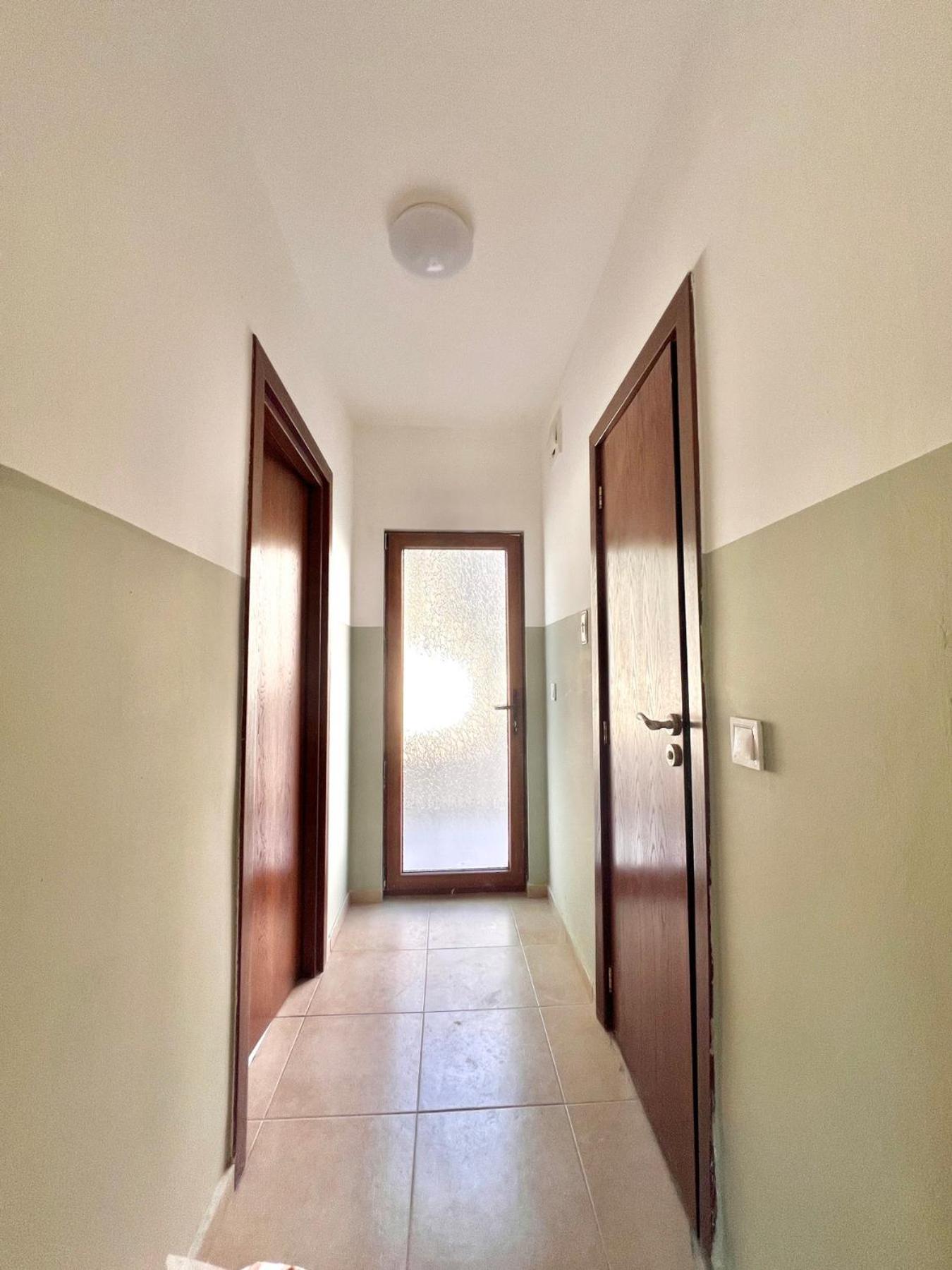 Kiara Apartments