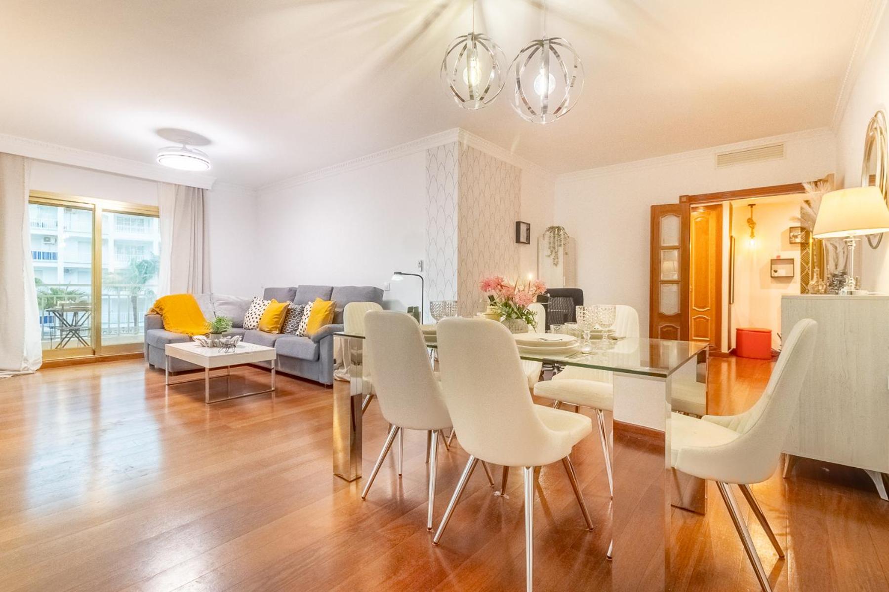 Apartamento Sofia Fuengirola vistas al Mar Atardeceres Mágicos