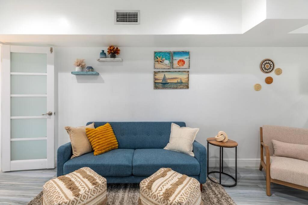Ocean Views! Steps from Dining, Shopping, Las Olas view 3