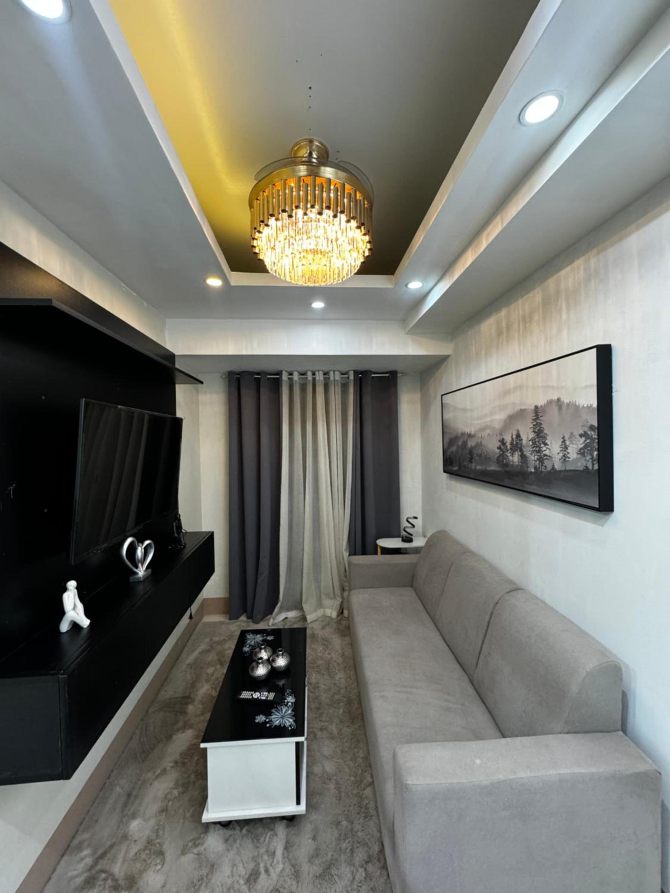 Bachelor Pad Shore 3 Residences view 2