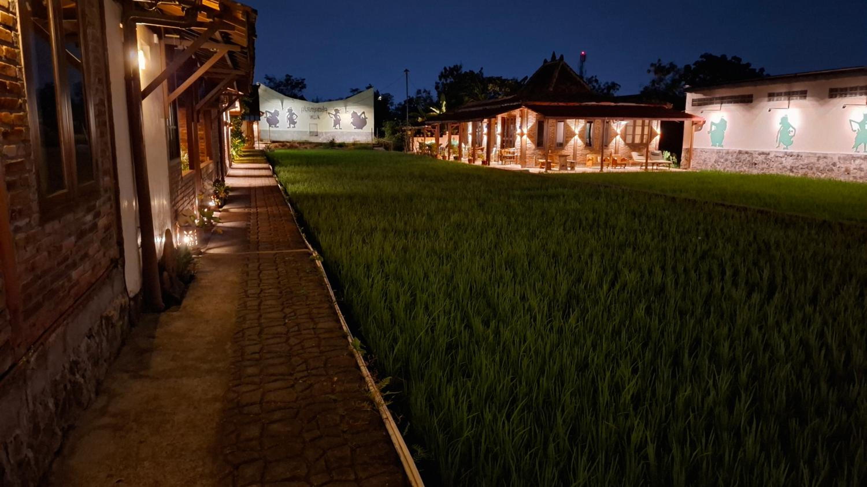 Alamanda Villas, Family Villas, Pool & Local Tours view 5