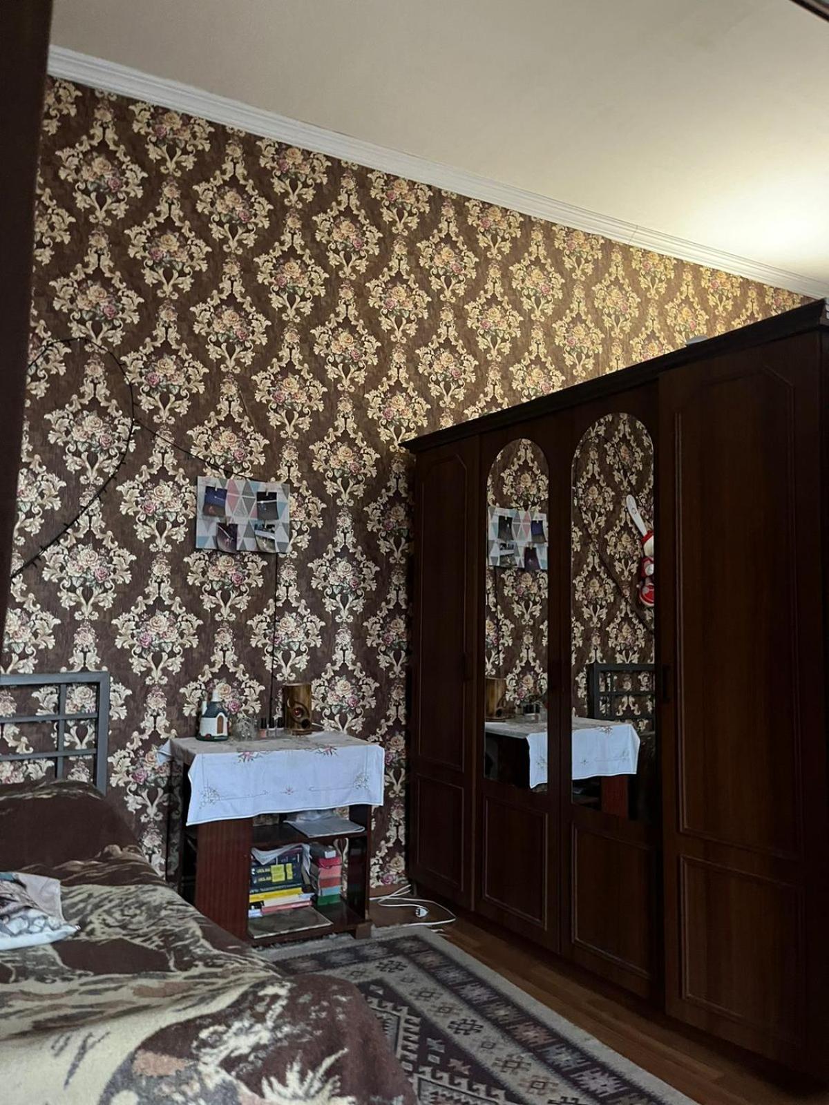 High-Ceiling Apartment in Niko Pirosmani Museum Building, near Fabrika view 3