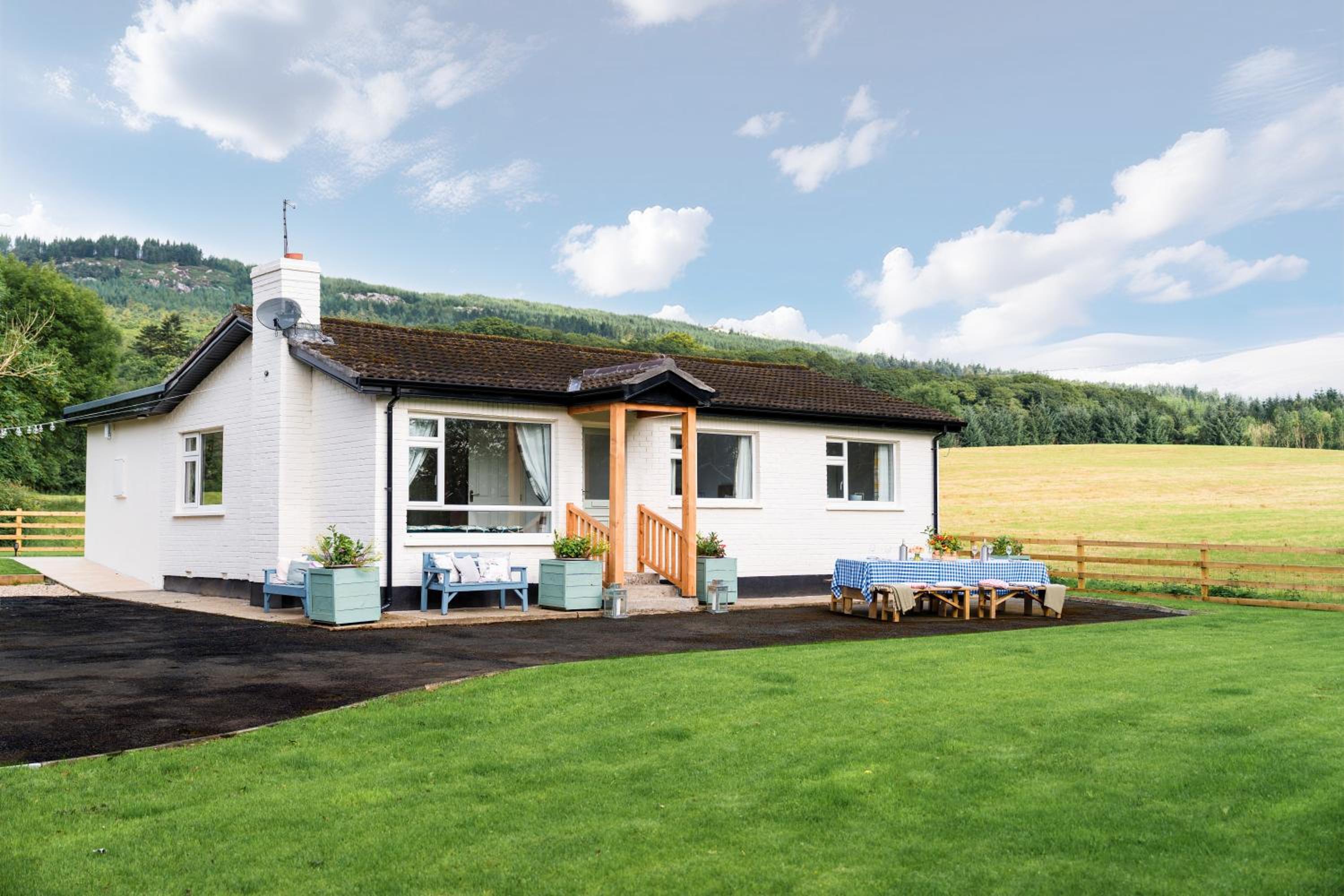 Ballyknocken Cottage