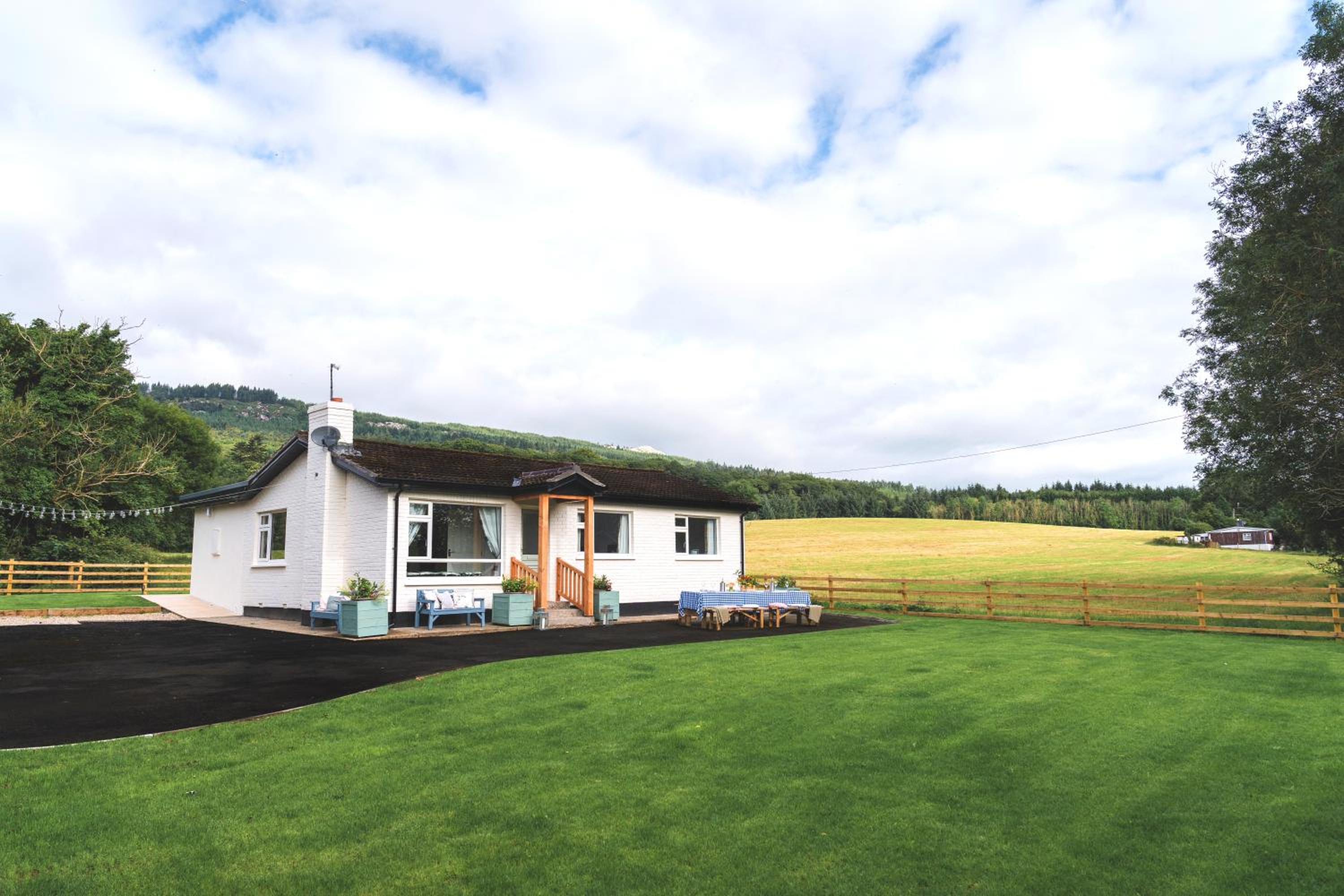 Ballyknocken Cottage