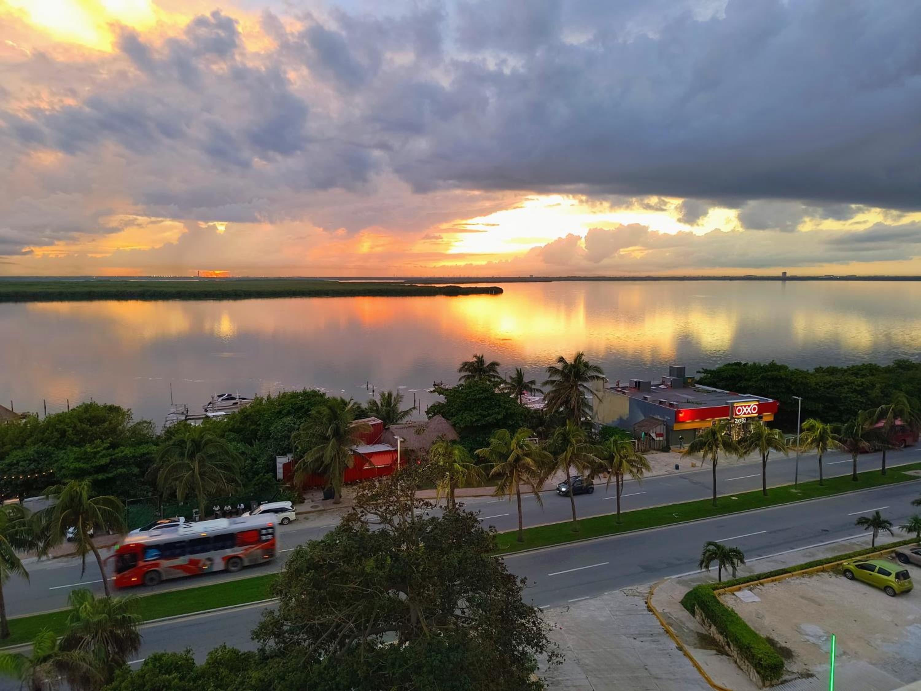 Brand new studio at the beach, sunset view