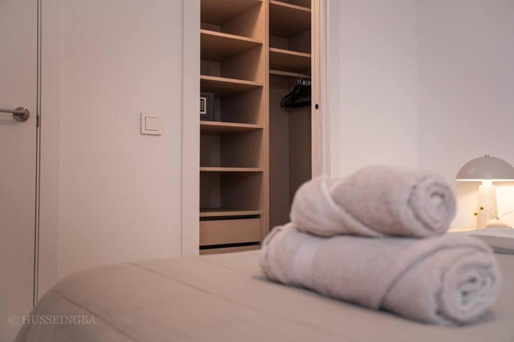 Malaga Skyline Suite with Pool - Floor 26 - Free Parking