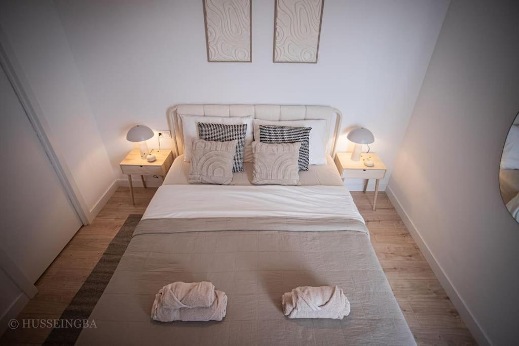 Malaga Skyline Suite with Pool - Floor 26 - Free Parking