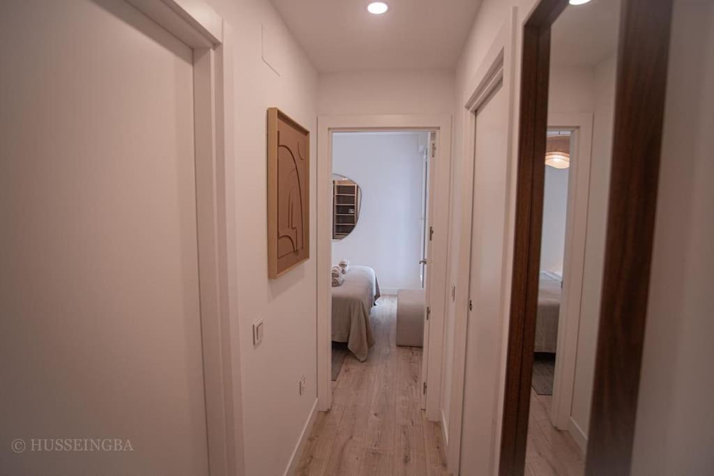Malaga Skyline Suite with Pool - Floor 26 - Free Parking