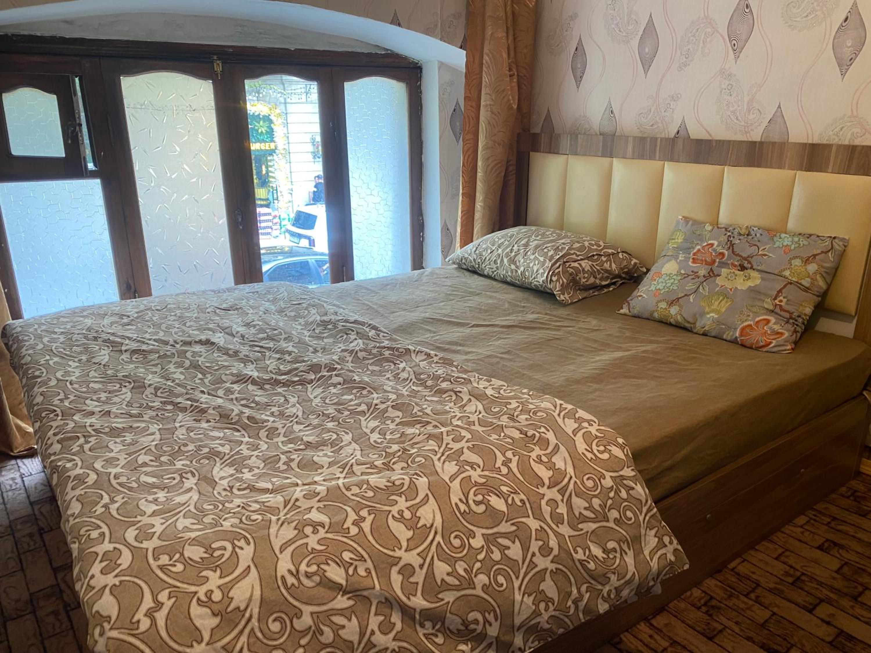 Kashan Umair Hostel