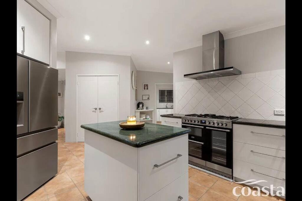 Mandurah Oasis Retreat