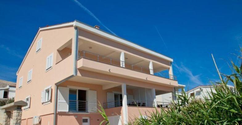 Apartments Star 3 view 4