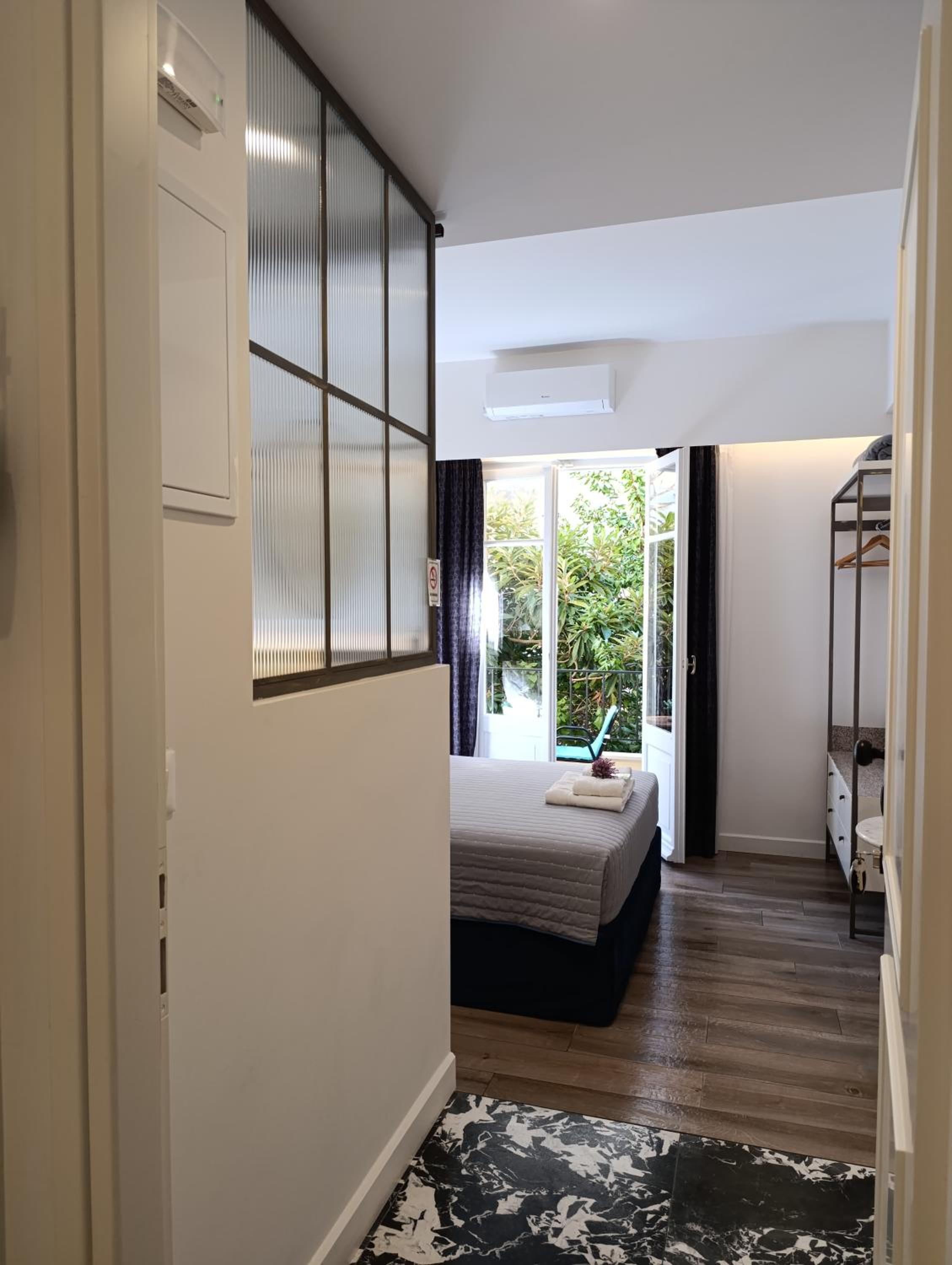 MUSES LUXURY SUITES