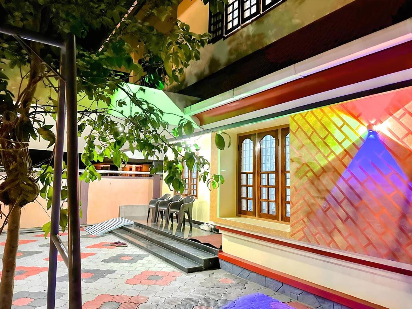 Alleppey Haven 6BR Whole House by Backwater