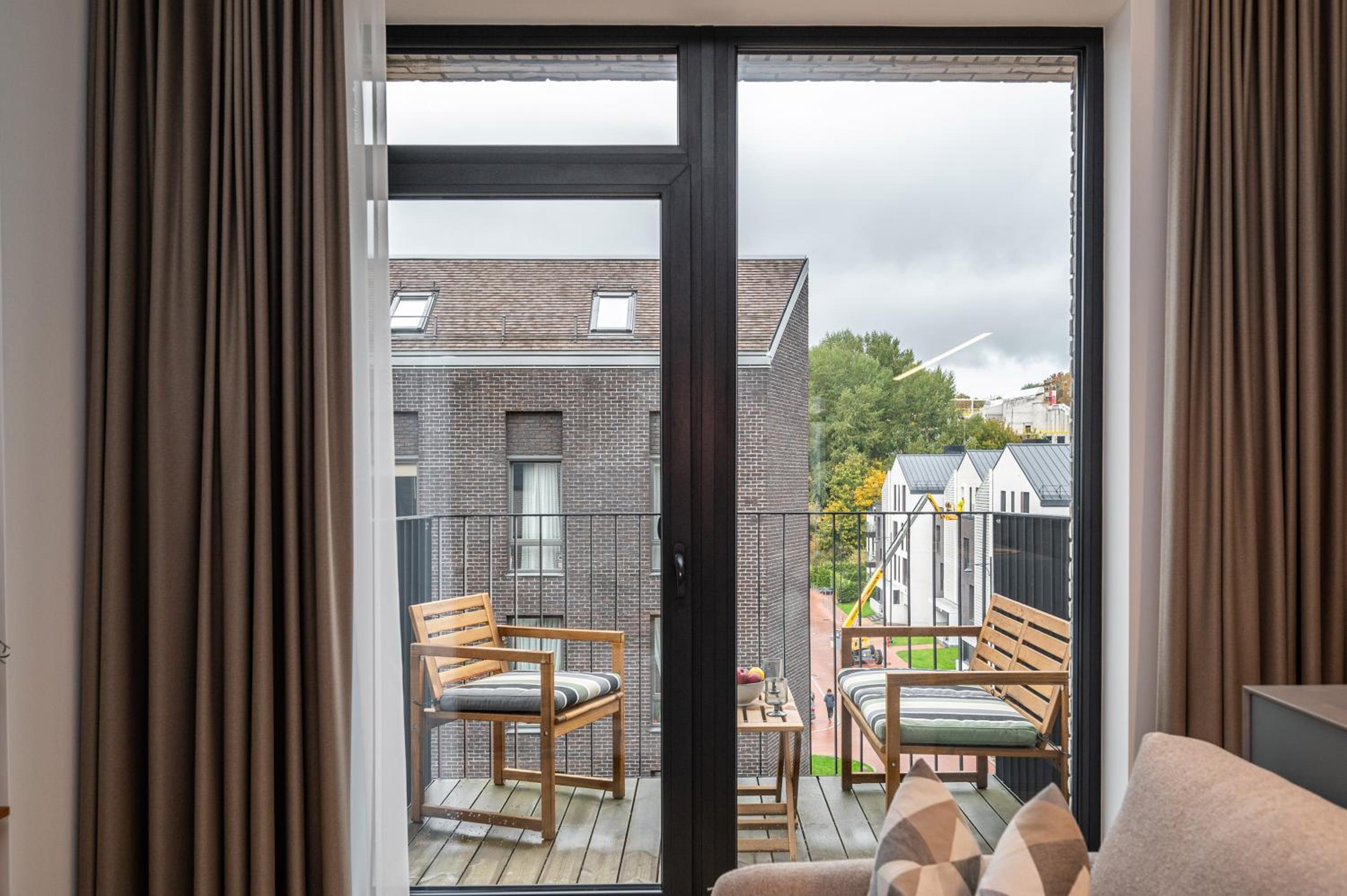 ᴄᴏʜᴏsᴛ I garage parking included, spacious, lovely apt w-balcony at Paupys view 5