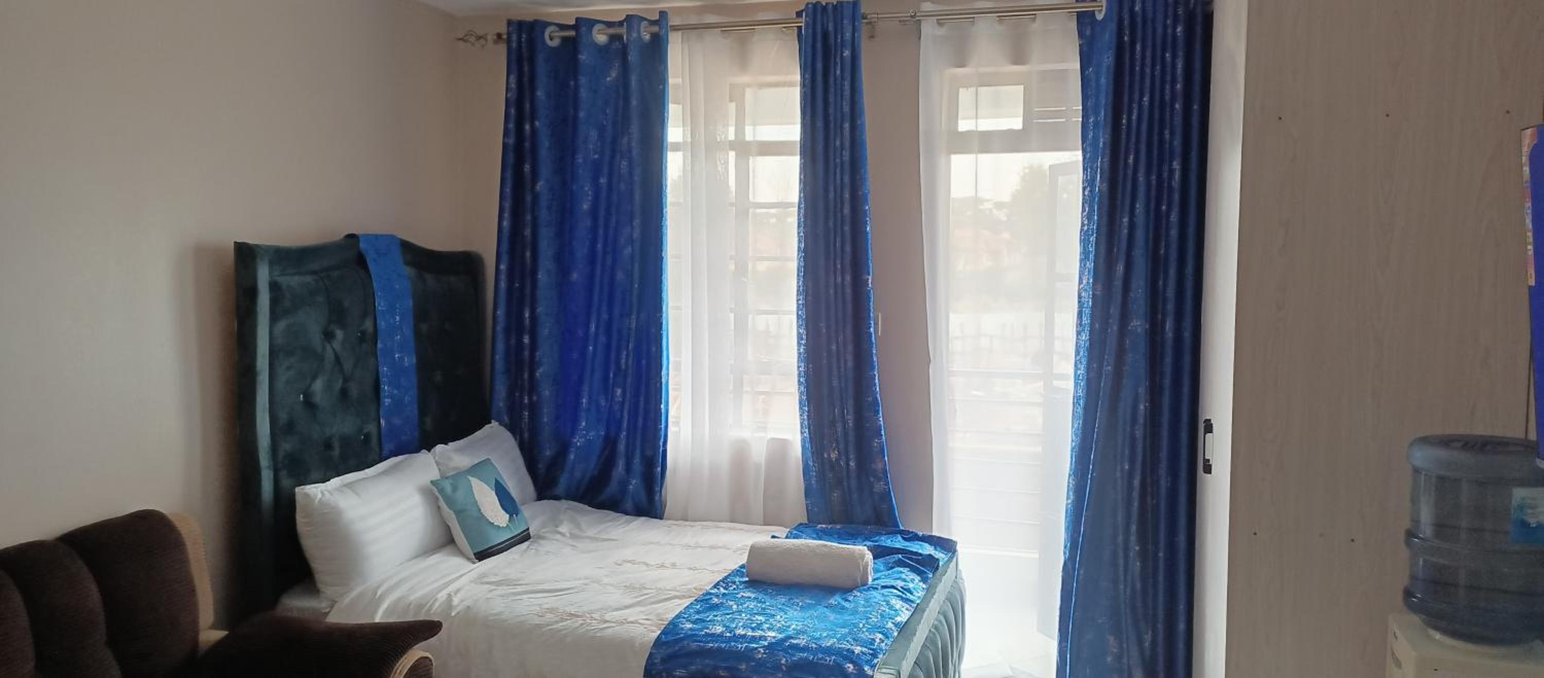 Samaxbnb luxury homes view 3