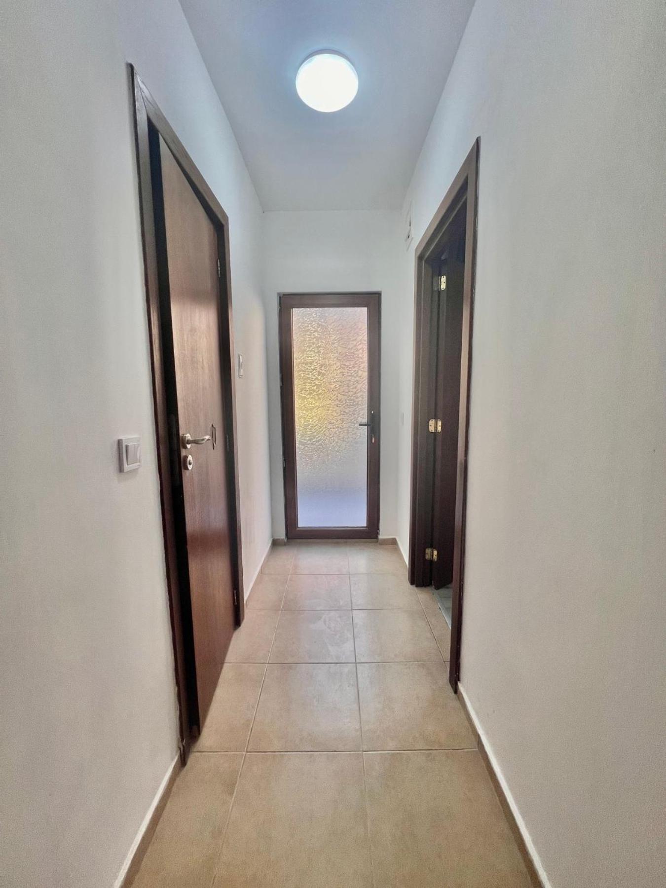 Kiara Apartments