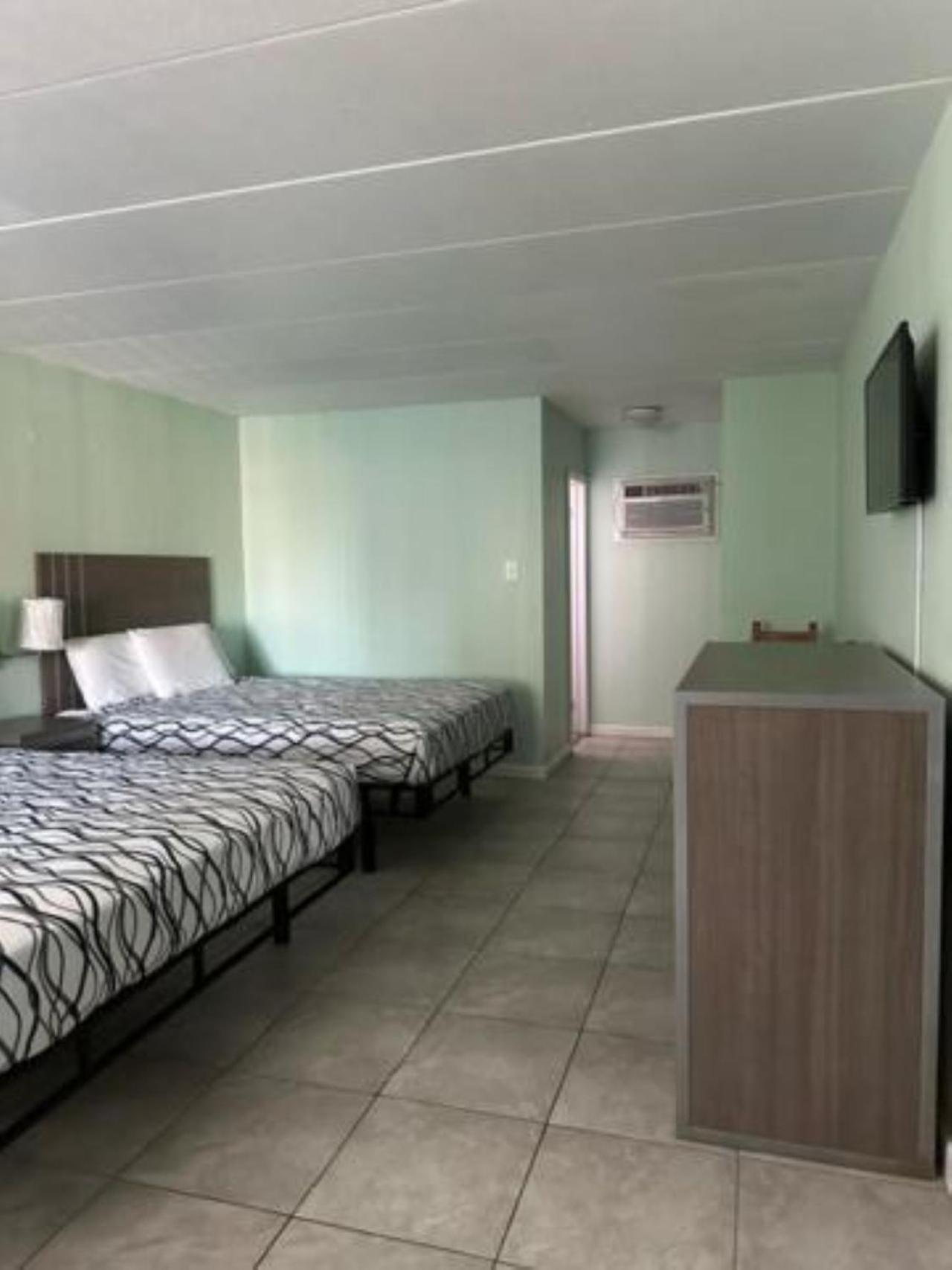 Royal Canadian Motel