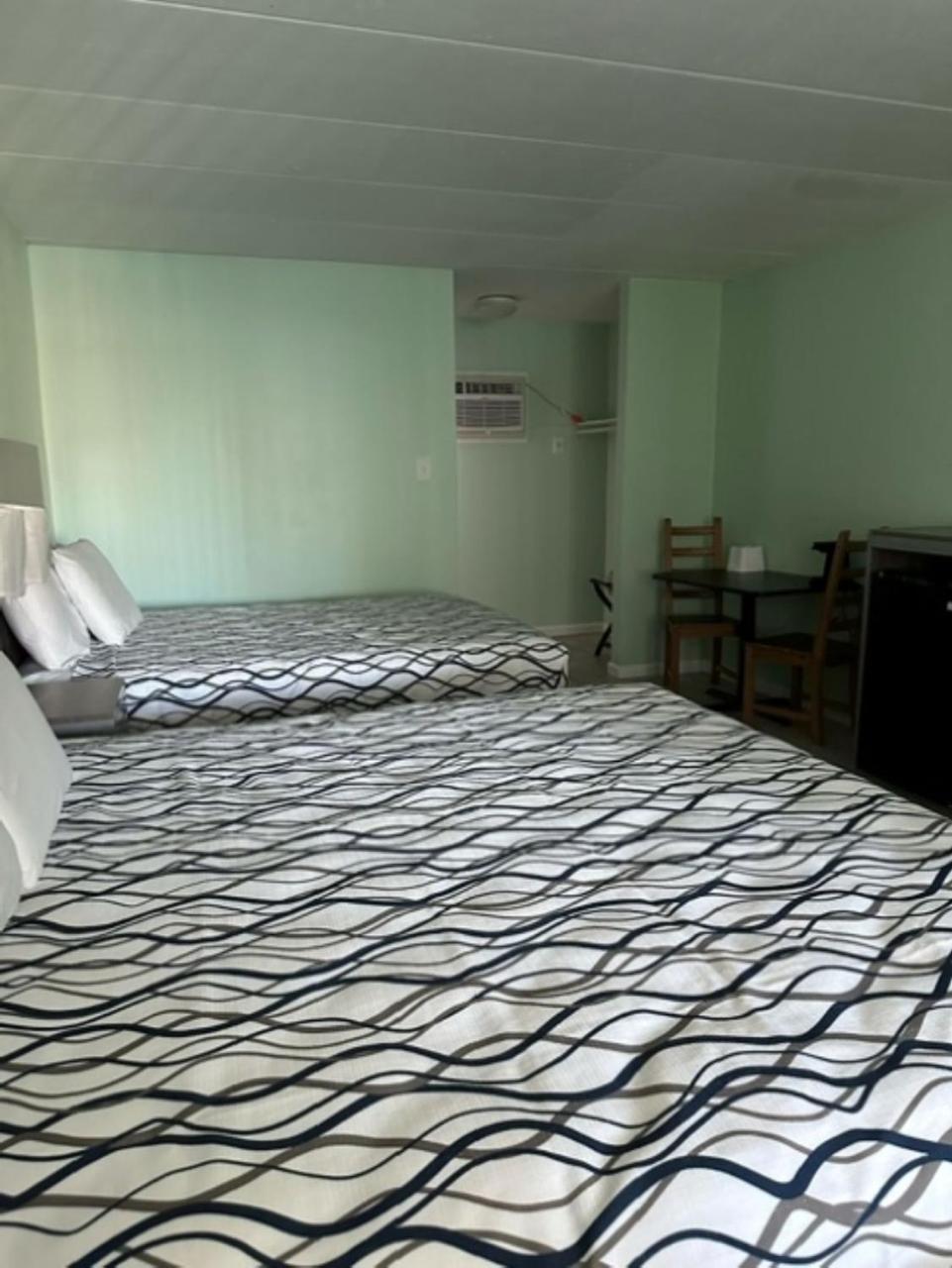 Royal Canadian Motel