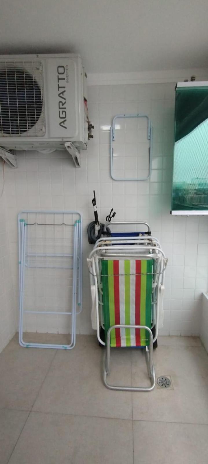 200 metros da praia com ar condicionado e 1 vaga de garagem