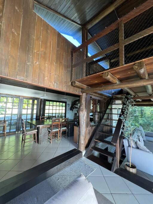 Casa Lakshmi- Alto Padrão com Vista Encantadora