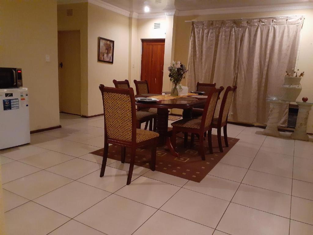 Kwesethu Guesthouse