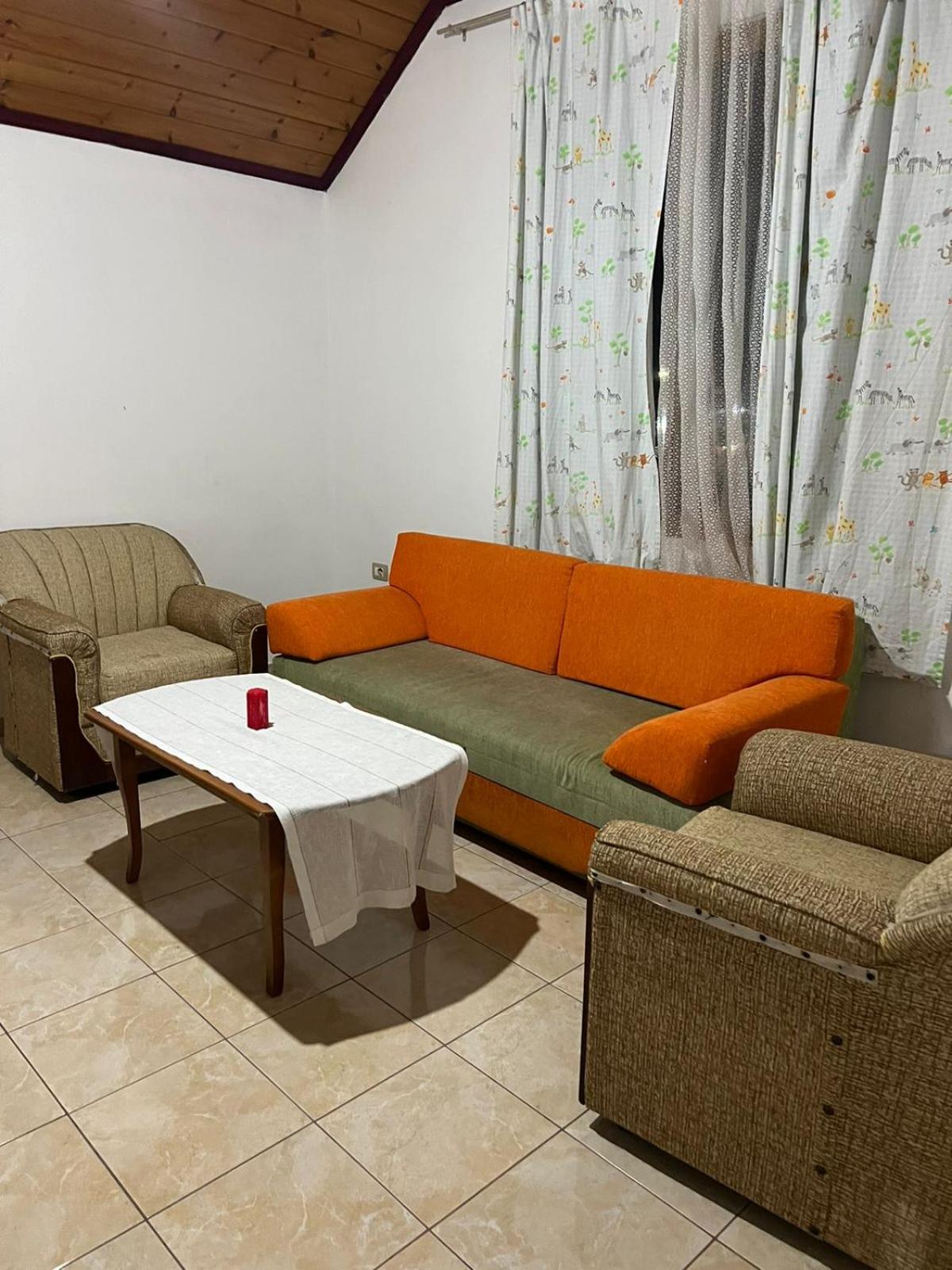 Karaj Apartments