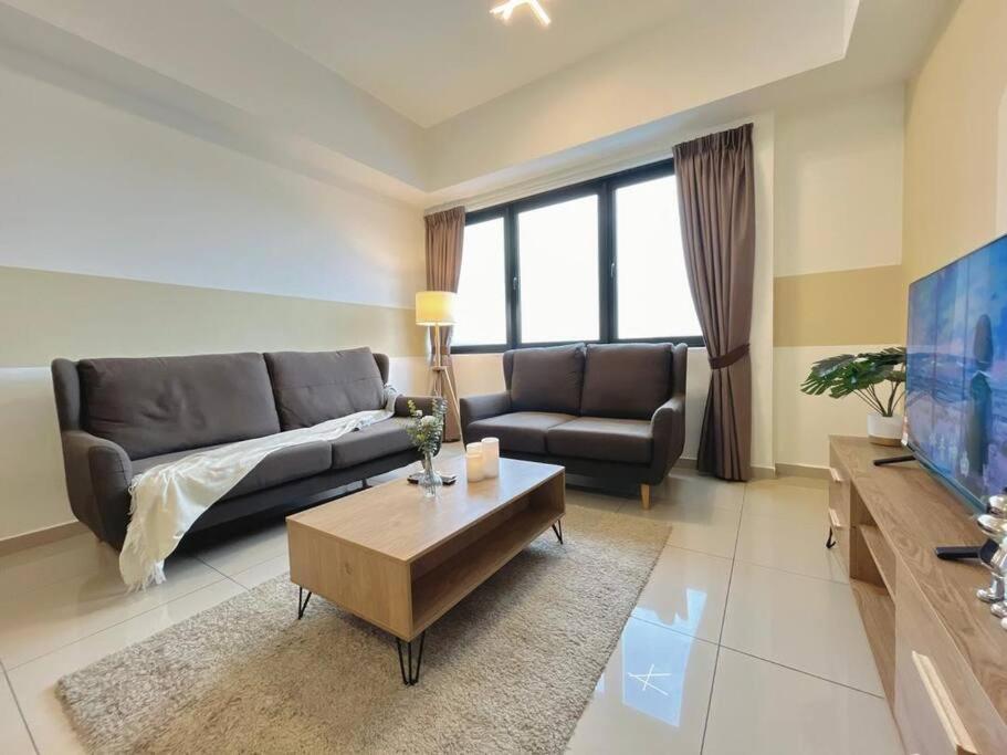 Petaling Jaya 1-12pax Muji design 3 room 1 min to Sunway Giza photo 8