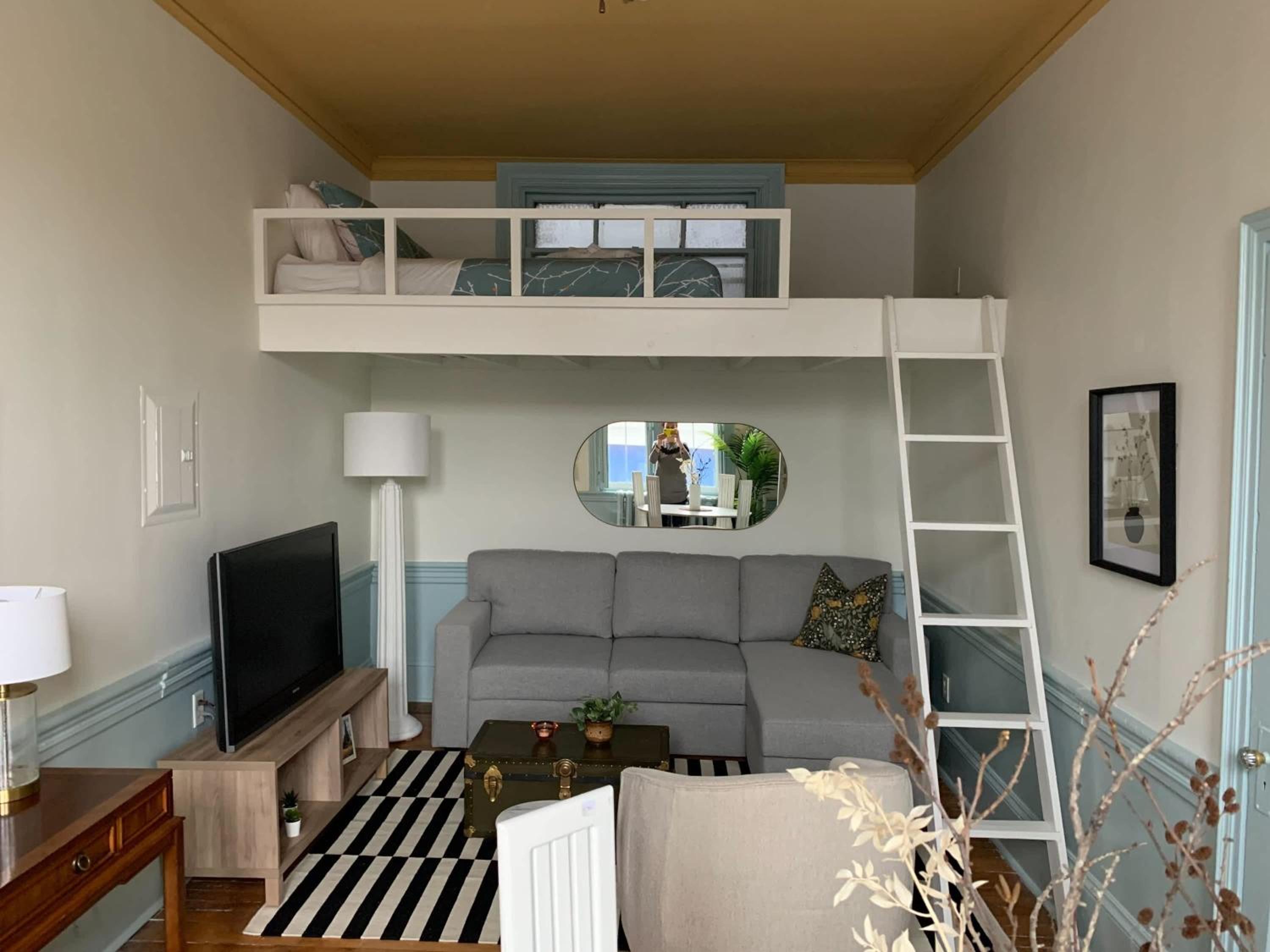 Stylish Living at Inglis Heritage, Unit C
