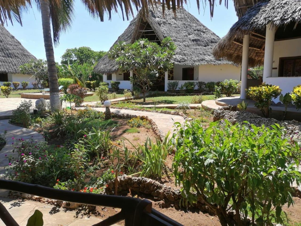 Noble Holidays - Cozy Cottage 2 view 3